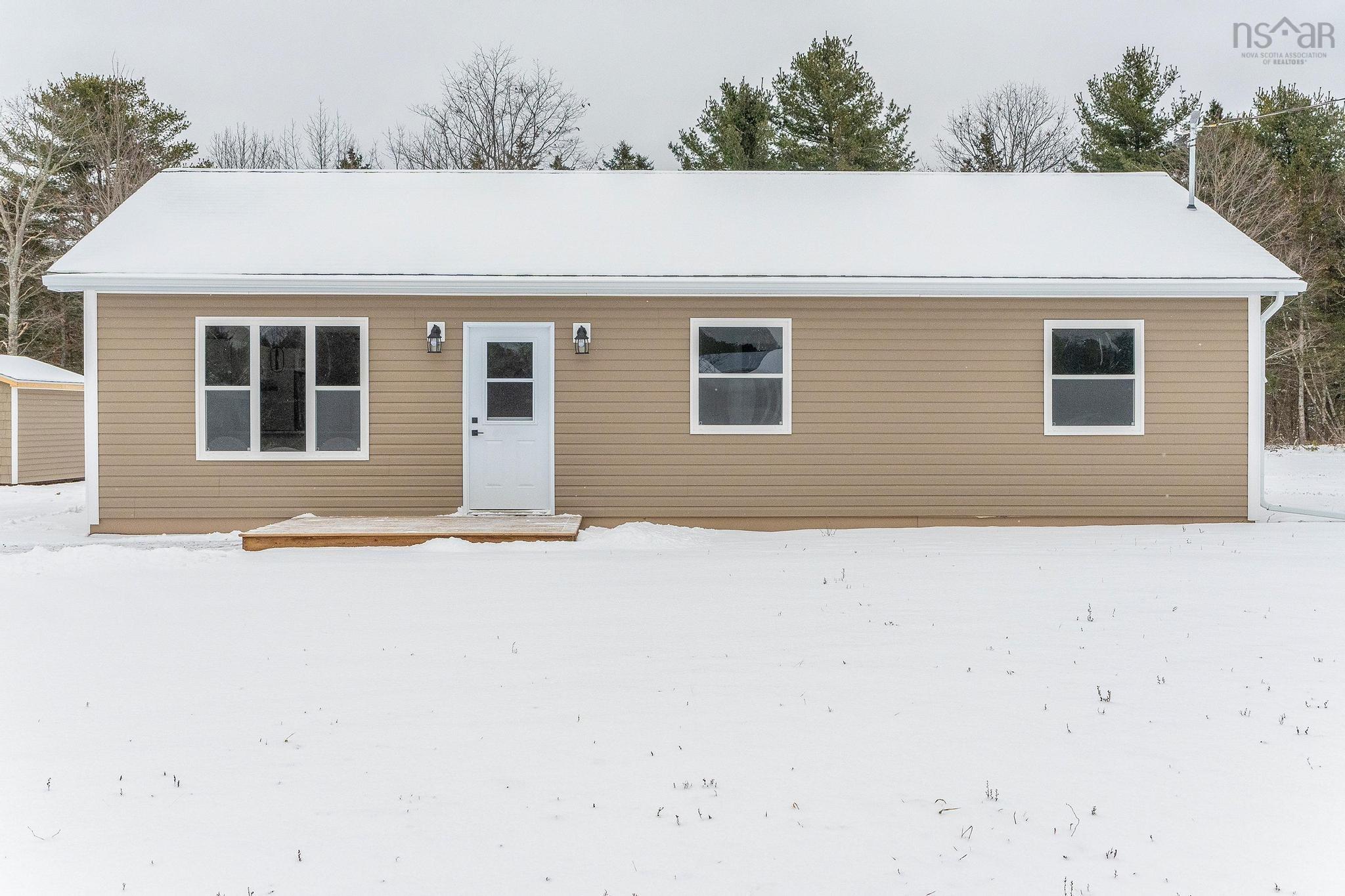 $314,900.00: 45 Vendora Drive, Nictaux
