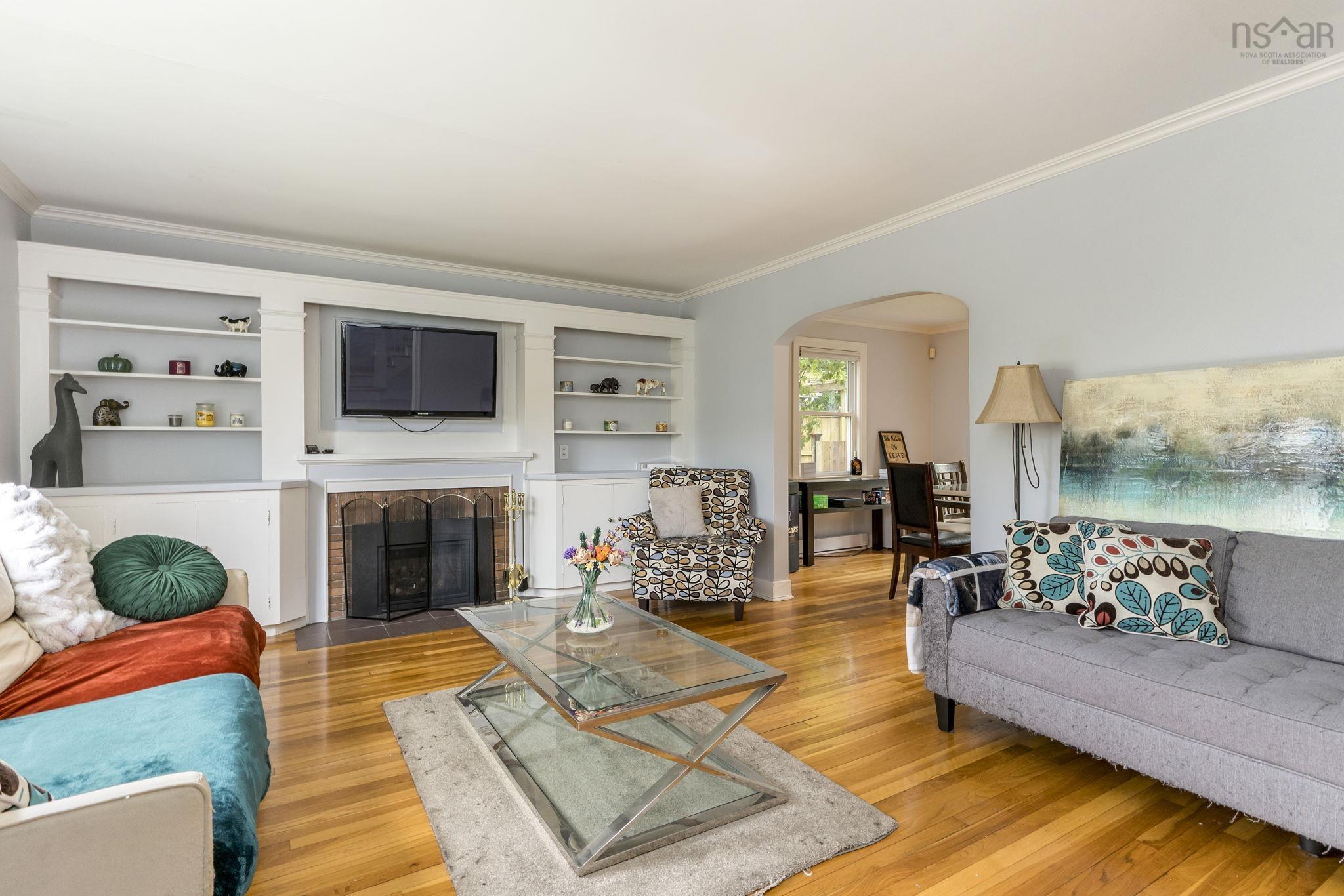 $987,000.00: 934 Robie Street, Halifax