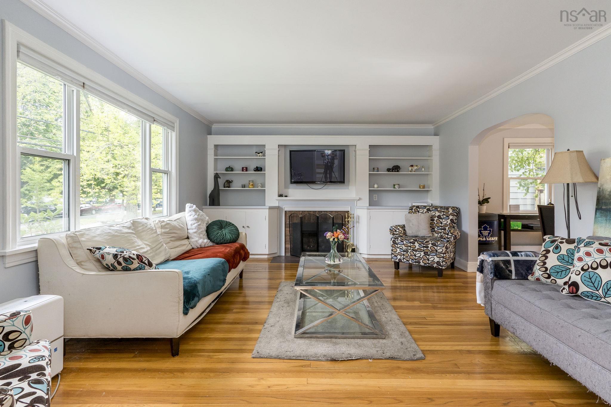 $987,000.00: 934 Robie Street, Halifax