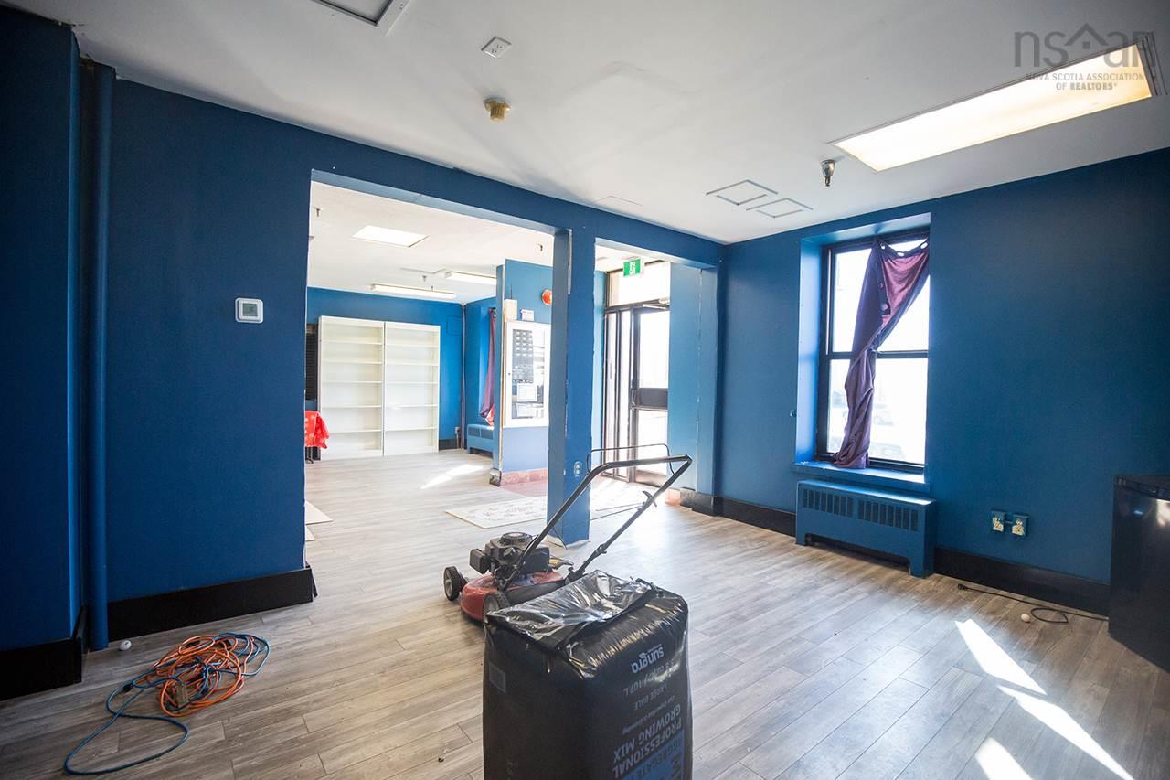 $189,900.00: 1 Lawrence Street, Amherst