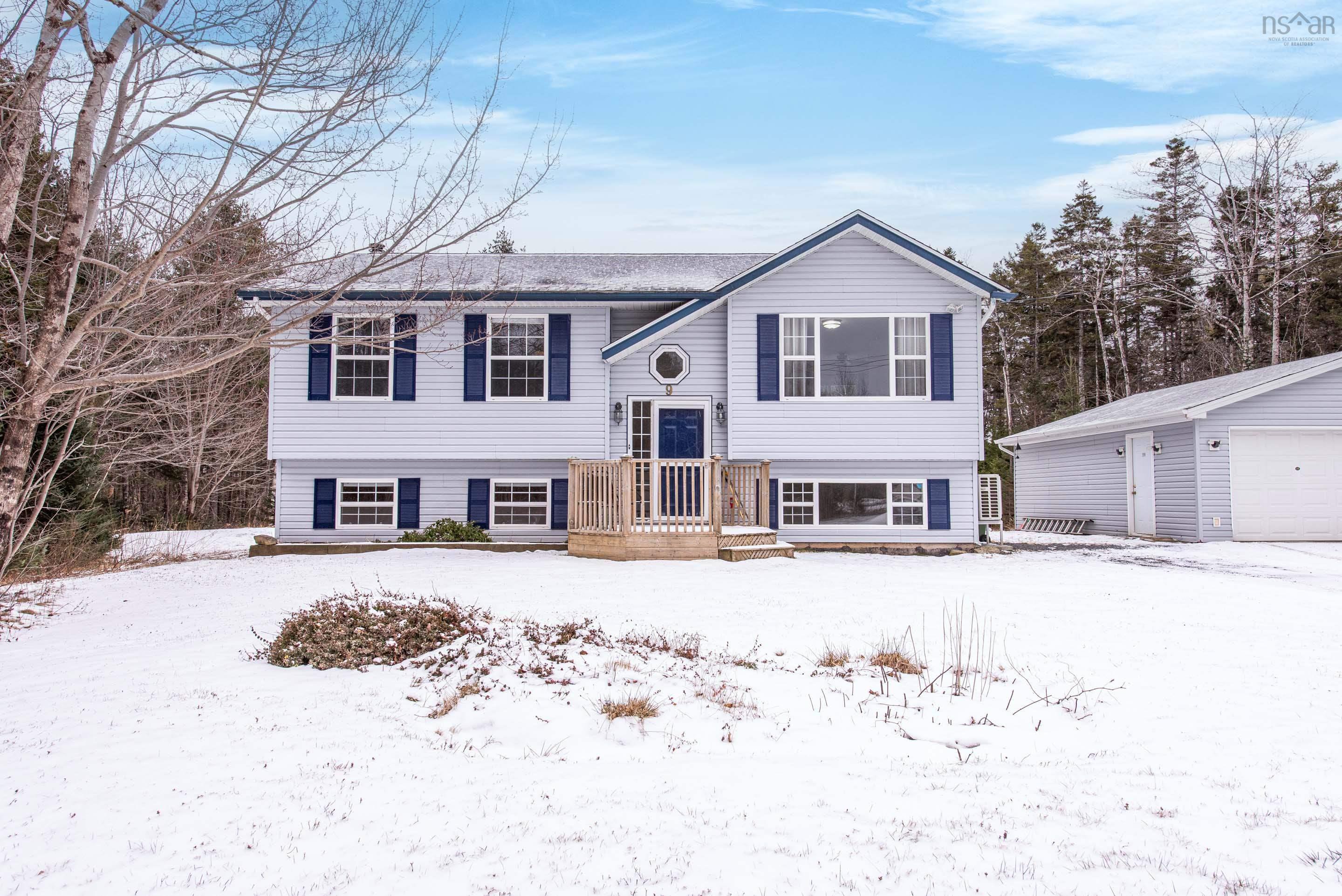$585,000.00: 9 Norman Boulevard, Hammonds Plains