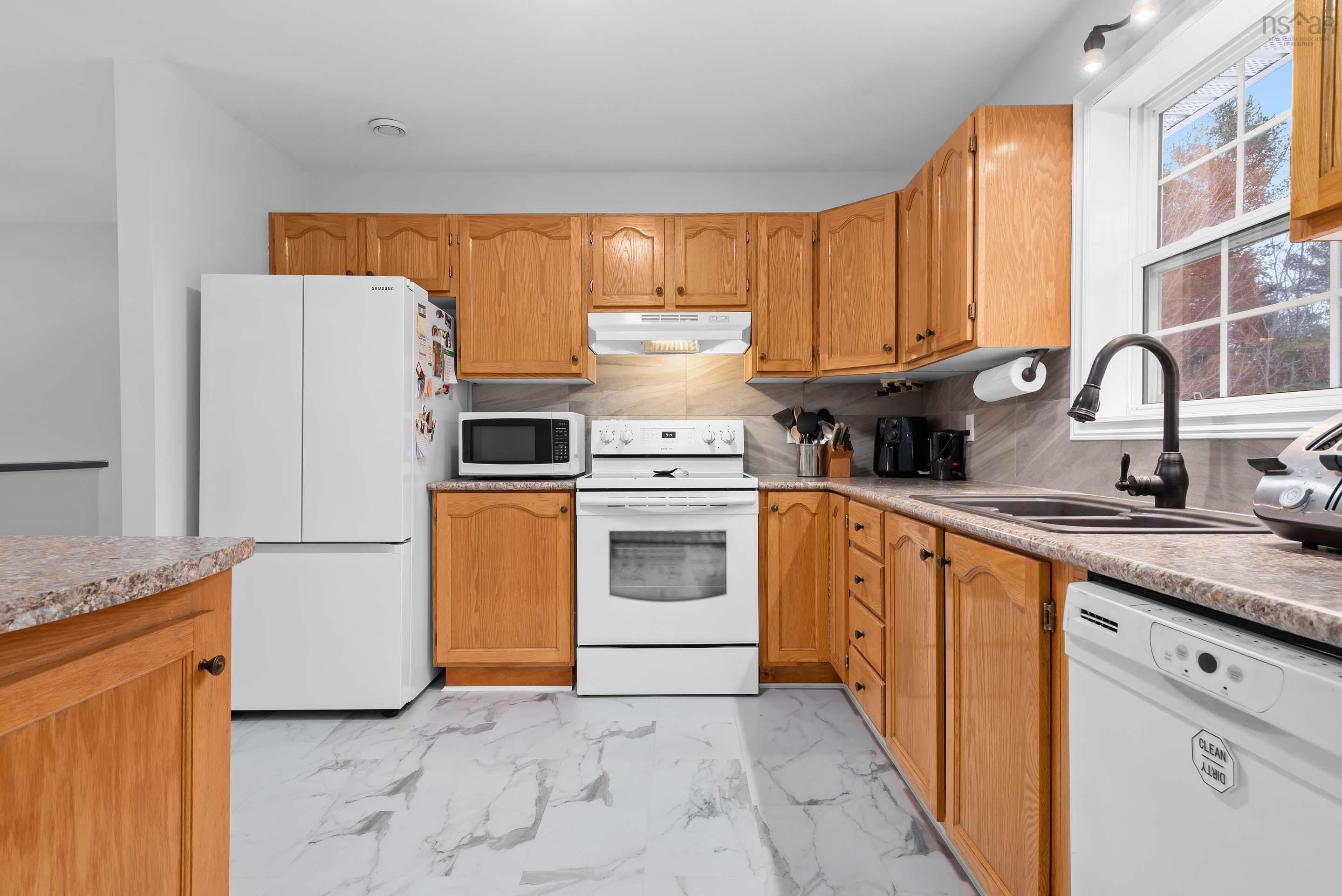 $585,000.00: 9 Norman Boulevard, Hammonds Plains