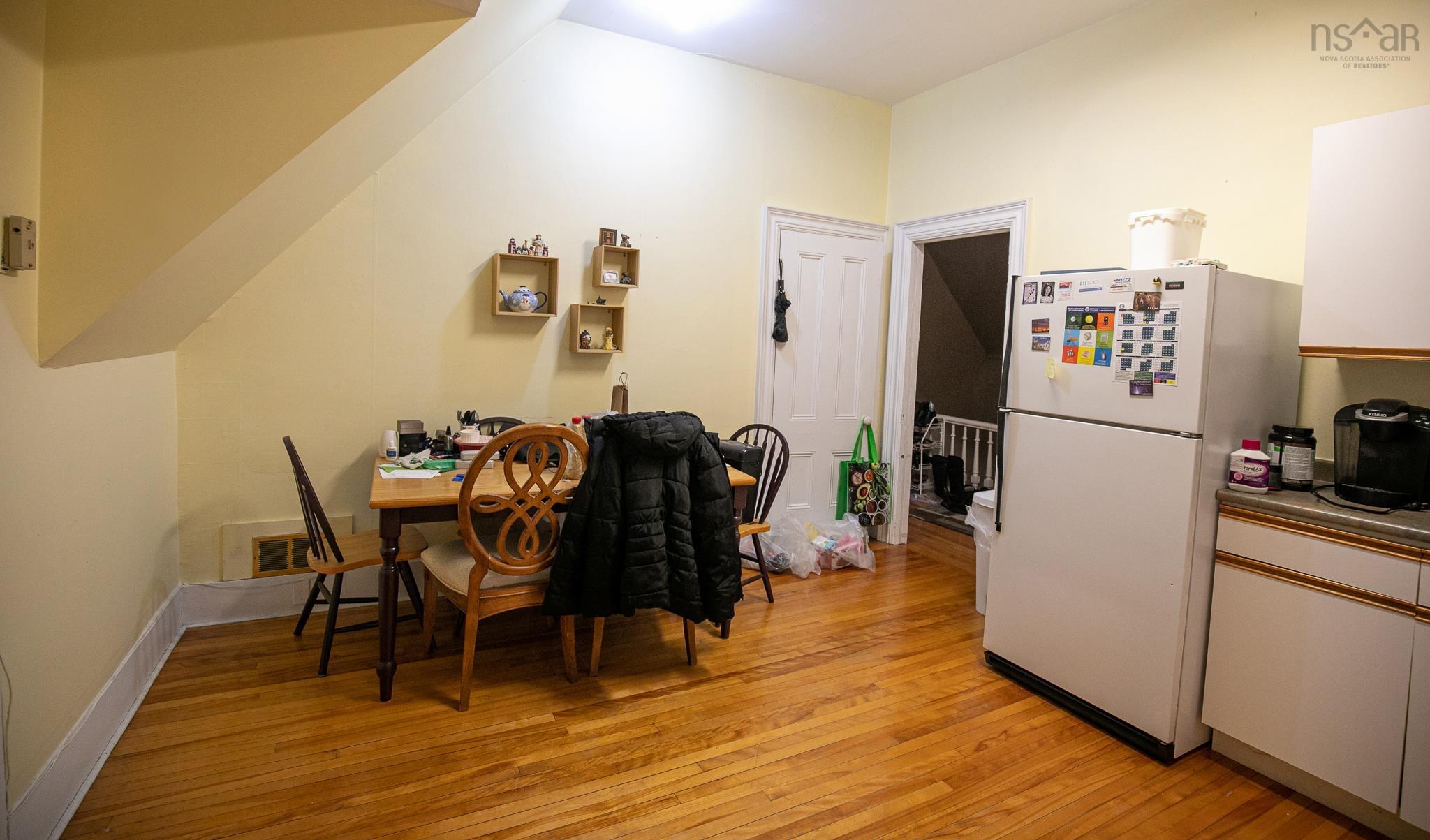 $239,900.00: 102 Church Street, Amherst