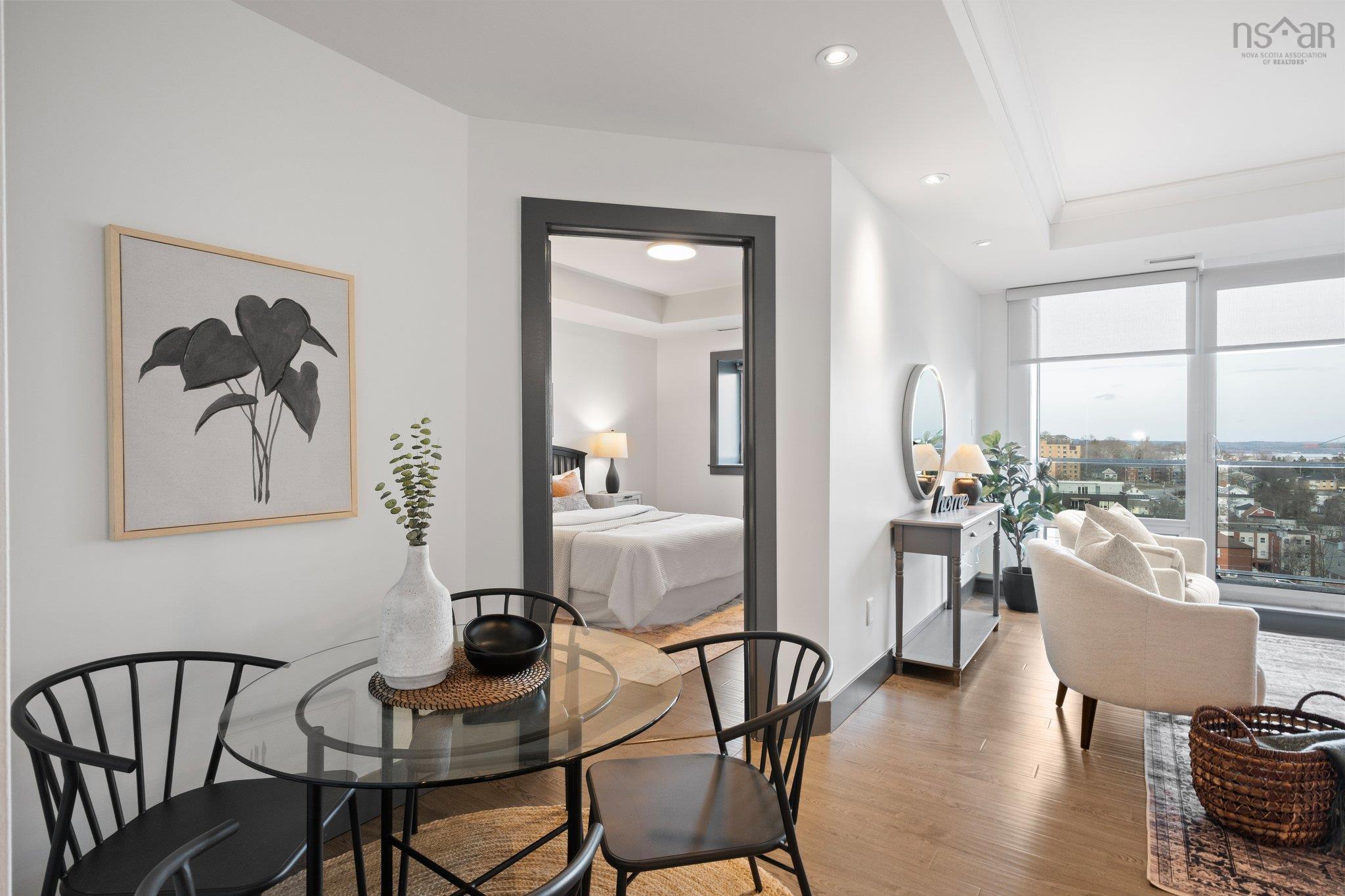 $529,900.00: 808 3471 Dutch Village Road, Halifax