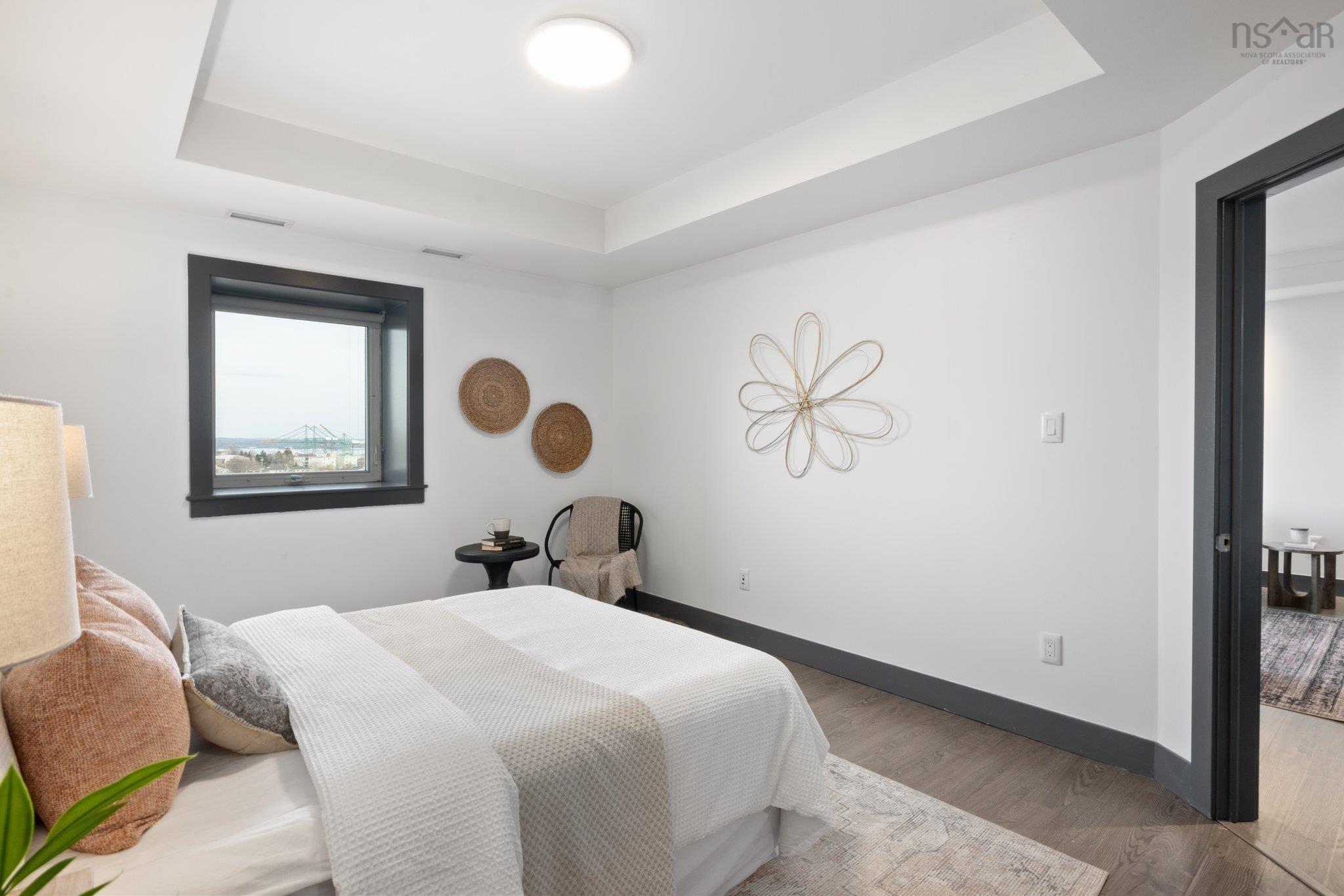 $529,900.00: 808 3471 Dutch Village Road, Halifax