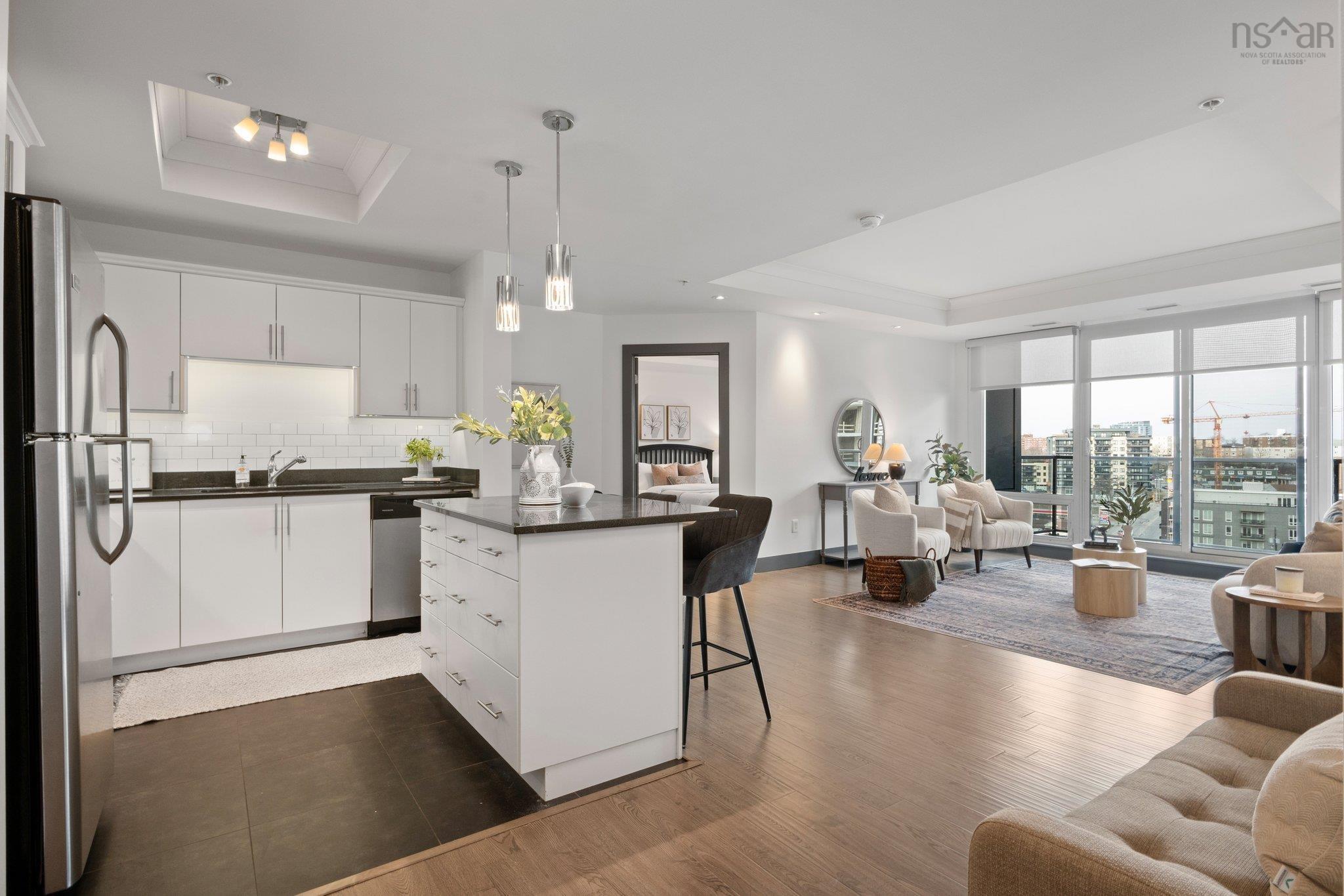 $529,900.00: 808 3471 Dutch Village Road, Halifax