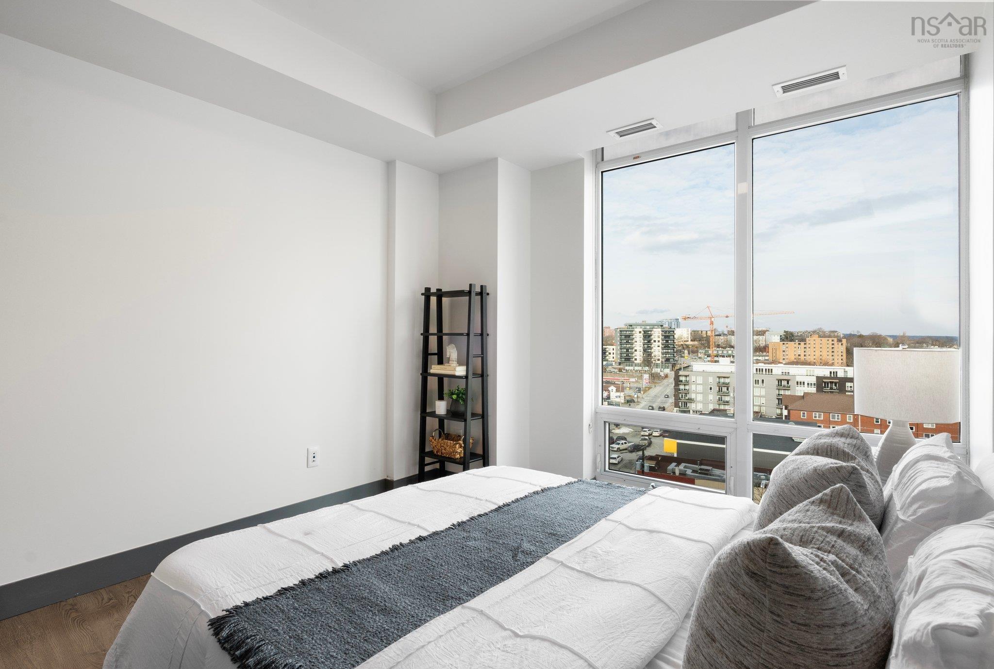 $529,900.00: 808 3471 Dutch Village Road, Halifax