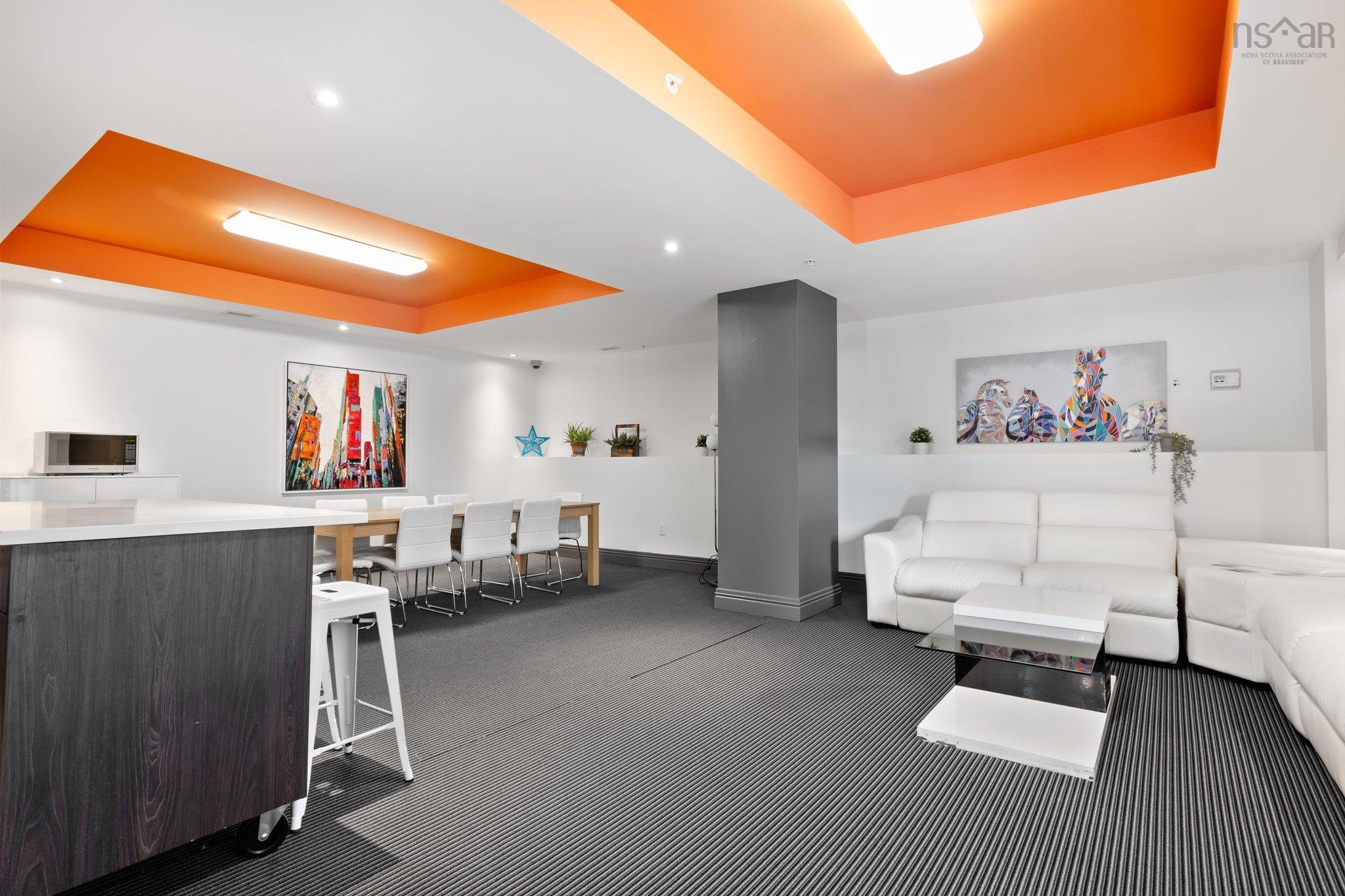 $529,900.00: 808 3471 Dutch Village Road, Halifax