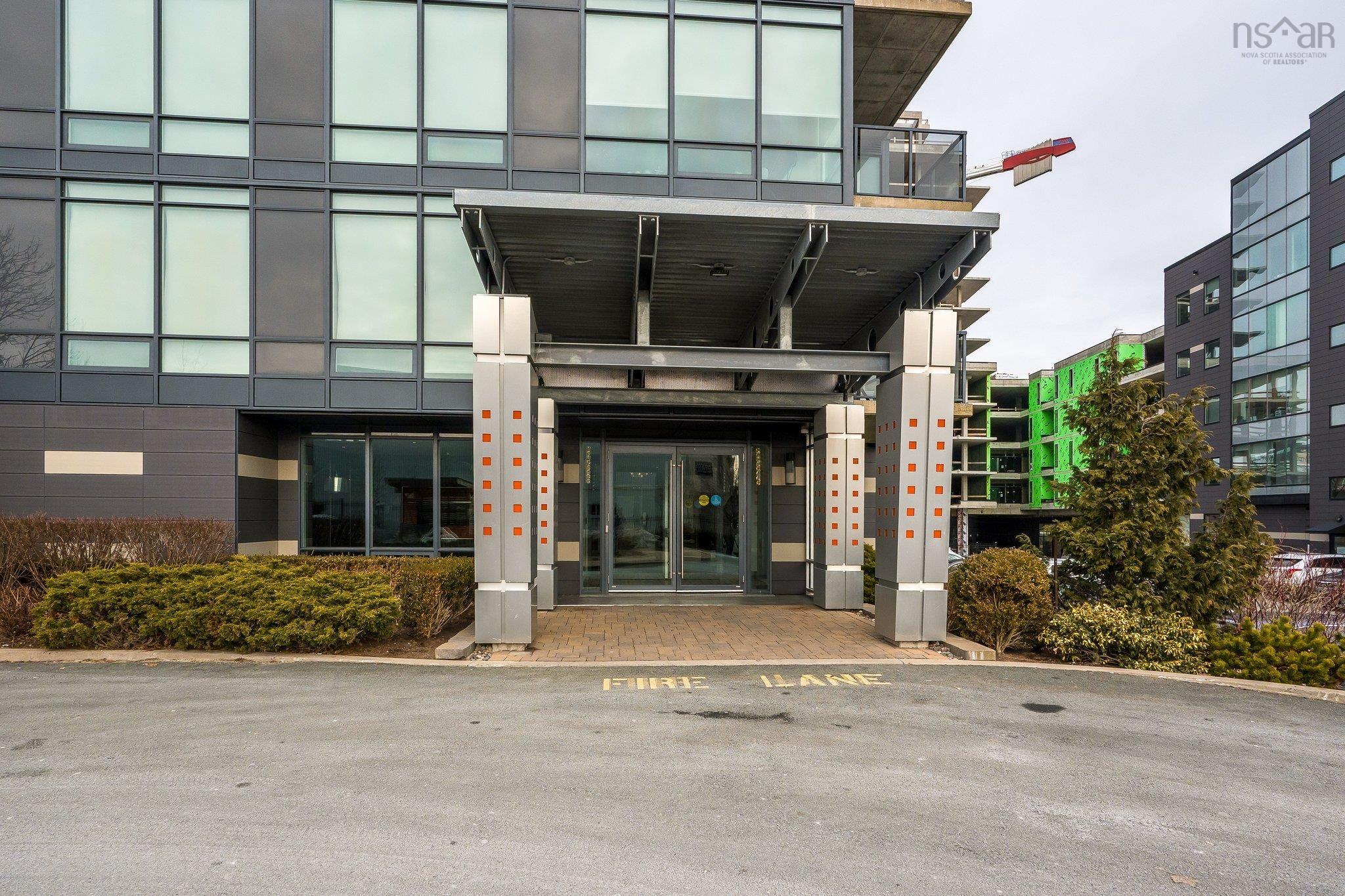 $529,900.00: 808 3471 Dutch Village Road, Halifax