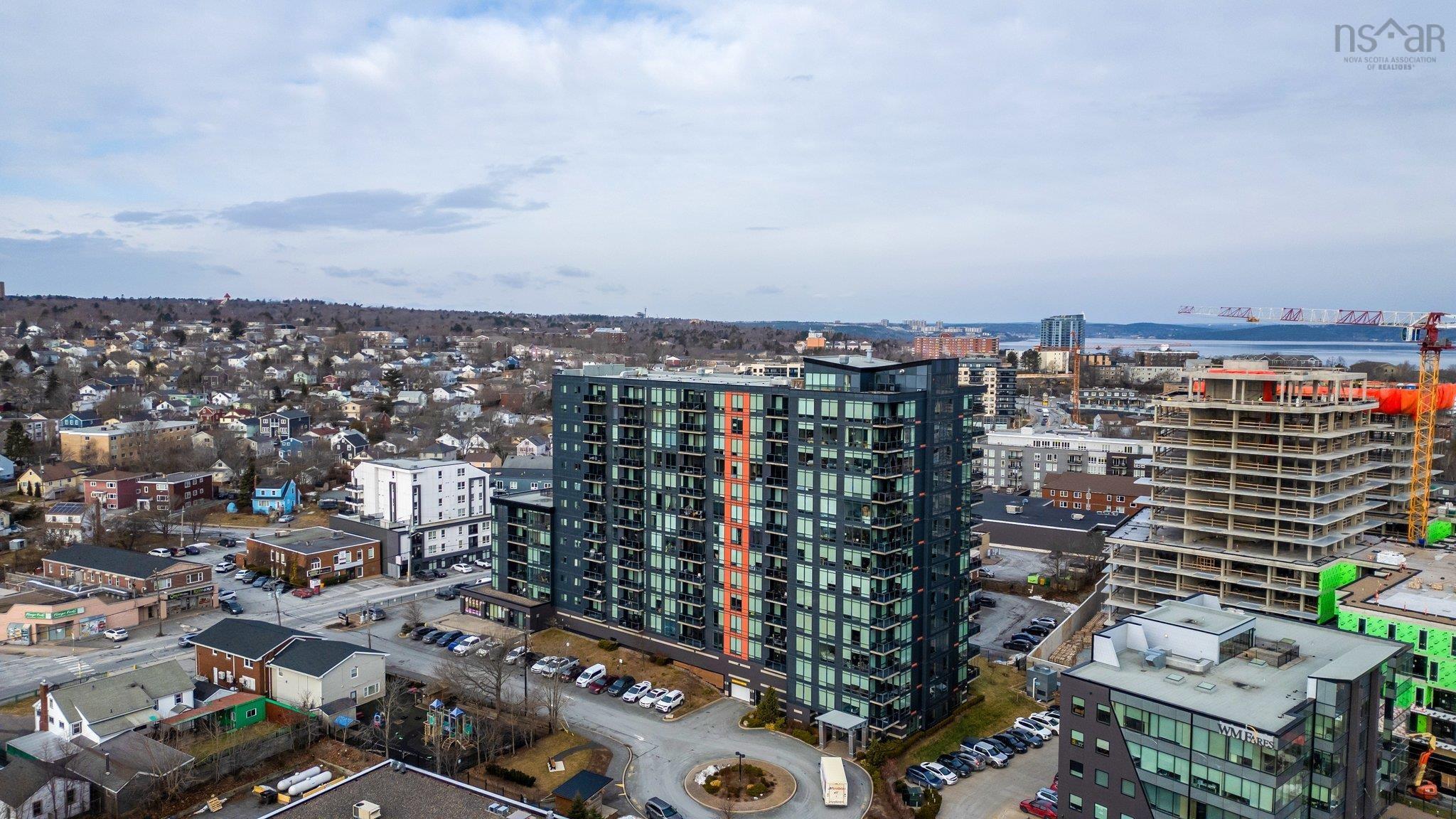 $529,900.00: 808 3471 Dutch Village Road, Halifax