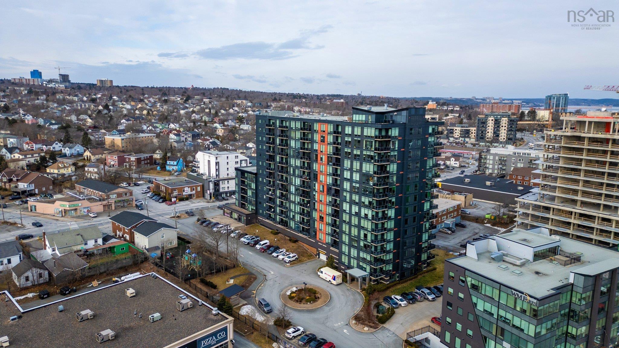 $529,900.00: 808 3471 Dutch Village Road, Halifax