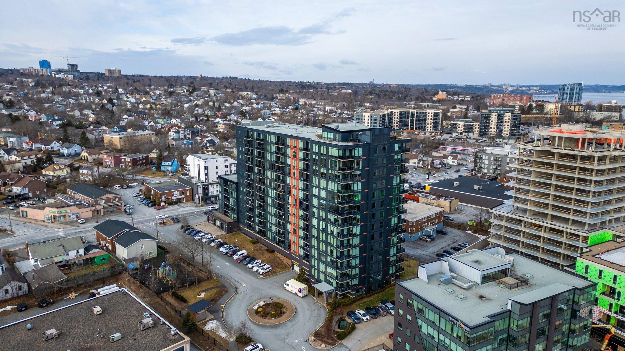 $529,900.00: 808 3471 Dutch Village Road, Halifax