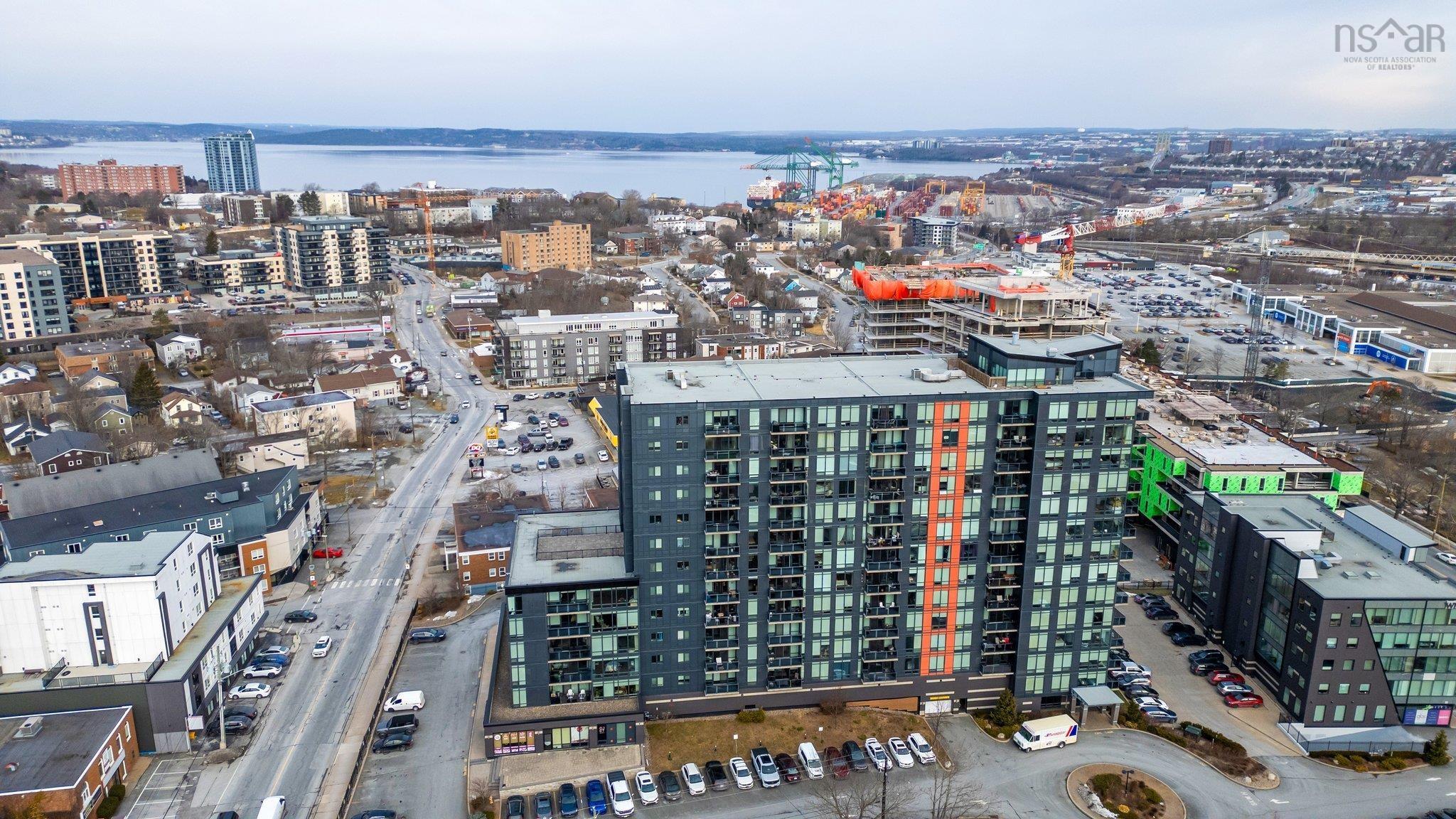 $529,900.00: 808 3471 Dutch Village Road, Halifax