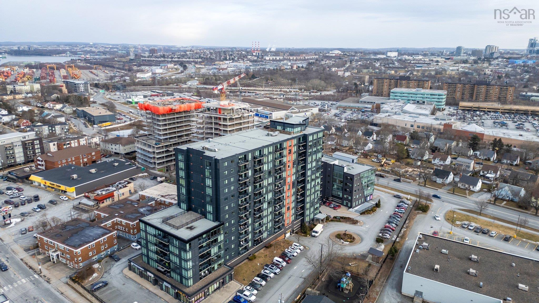 $529,900.00: 808 3471 Dutch Village Road, Halifax