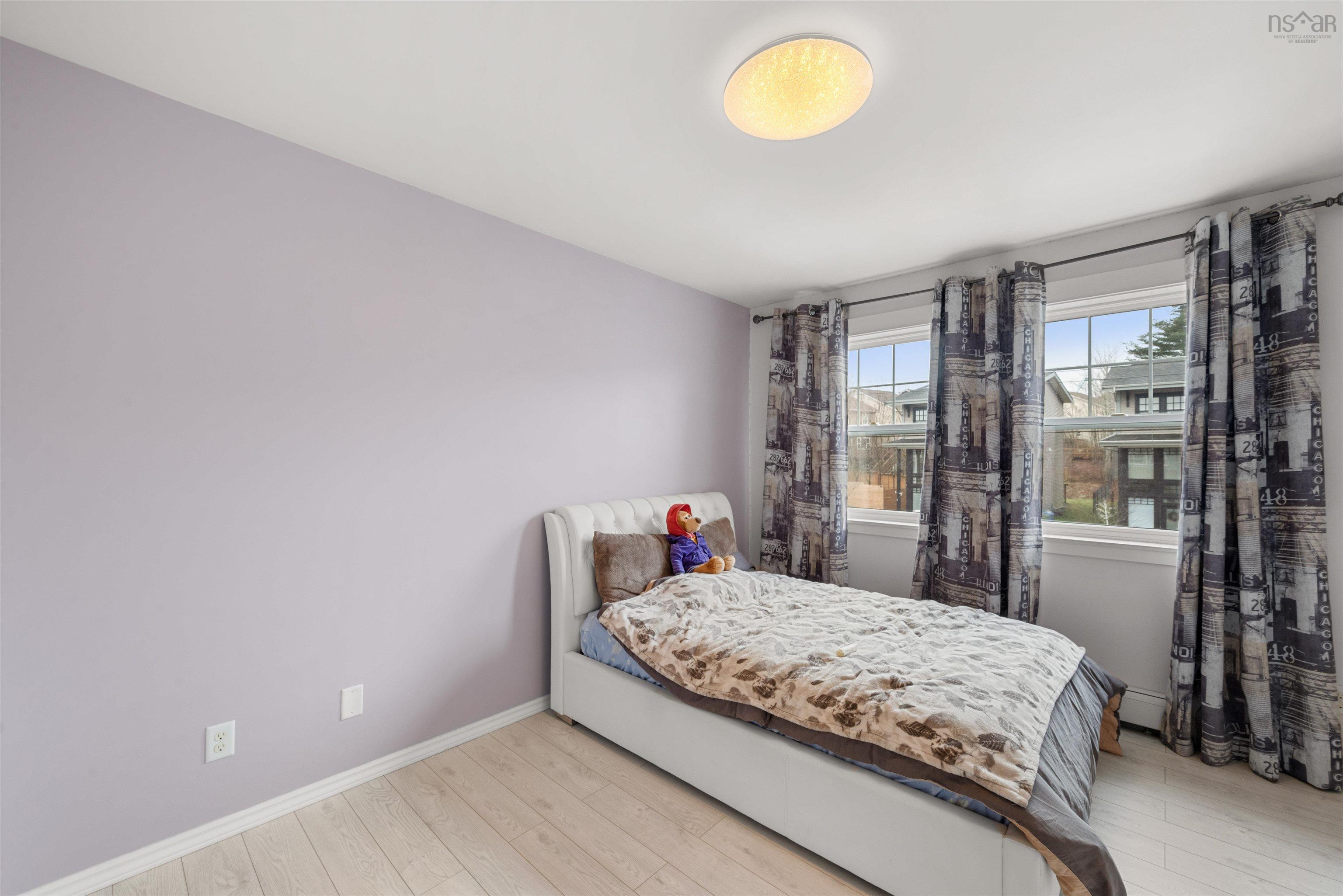$779,900.00: 22 Three Admirals Drive, Bedford