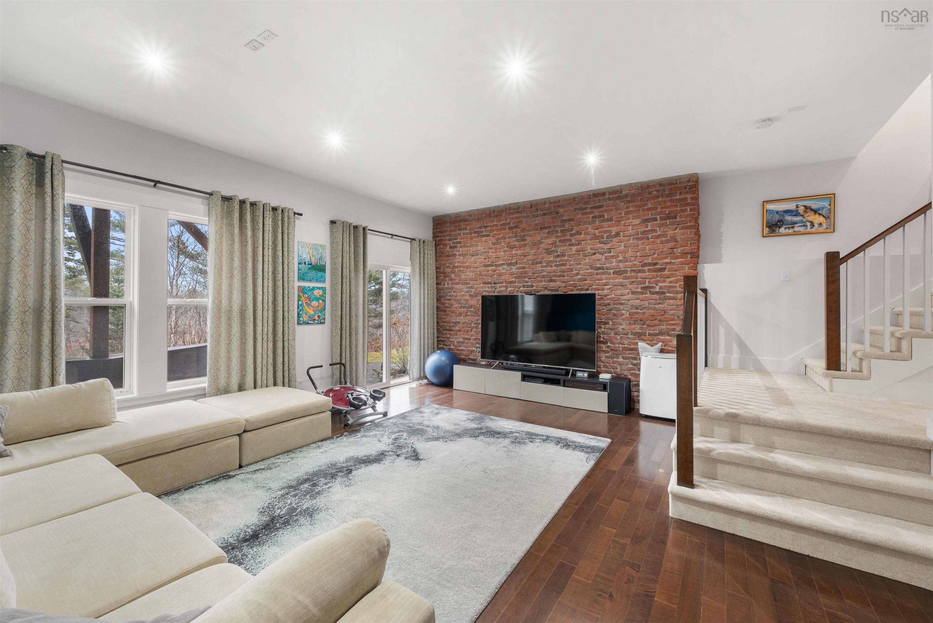 $779,900.00: 22 Three Admirals Drive, Bedford