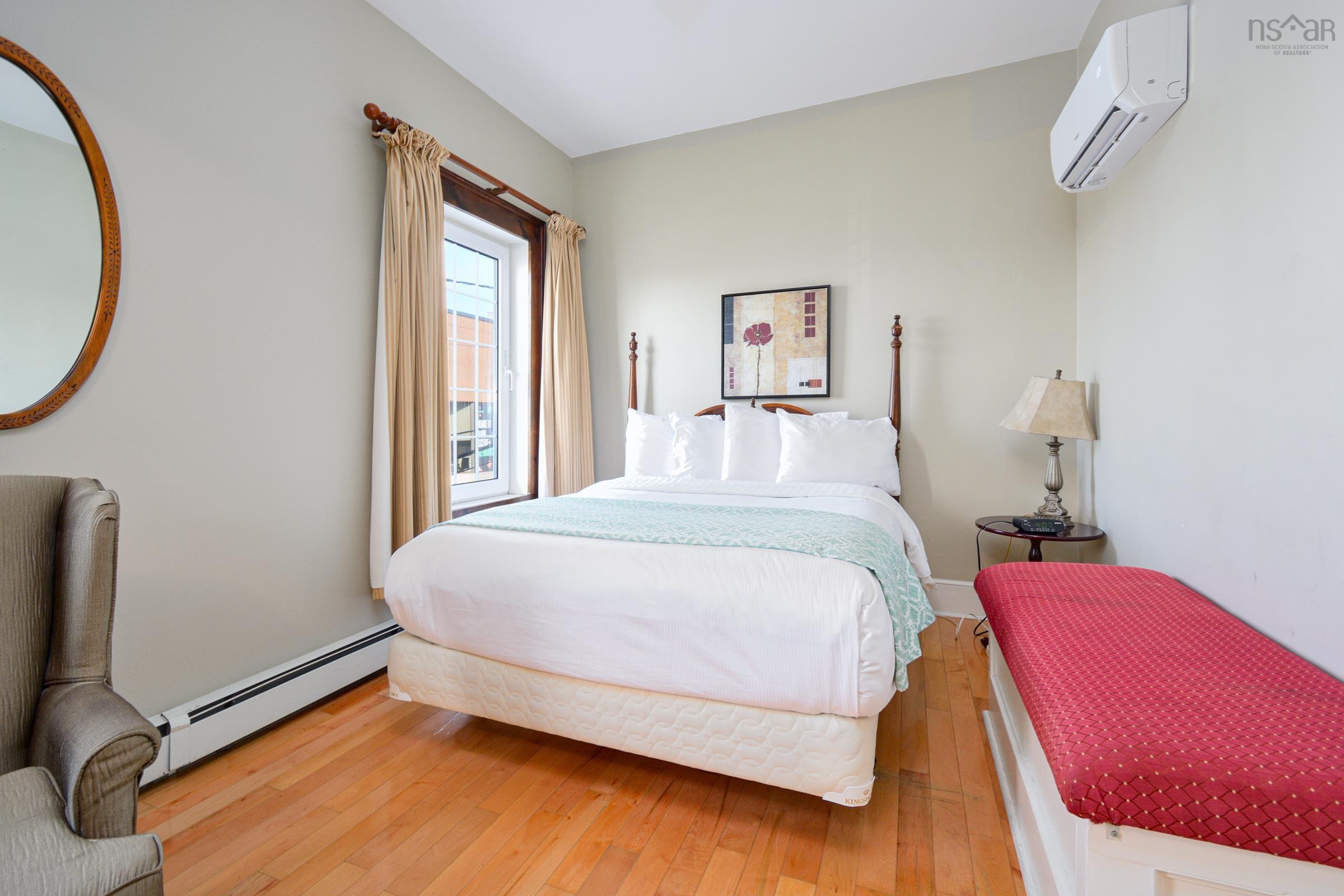 $1,200,000.00: 10 Pitt Street, Sydney