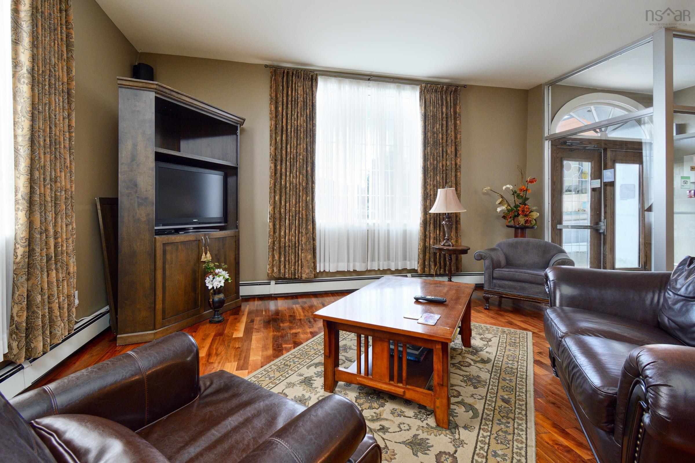 $1,200,000.00: 10 Pitt Street, Sydney