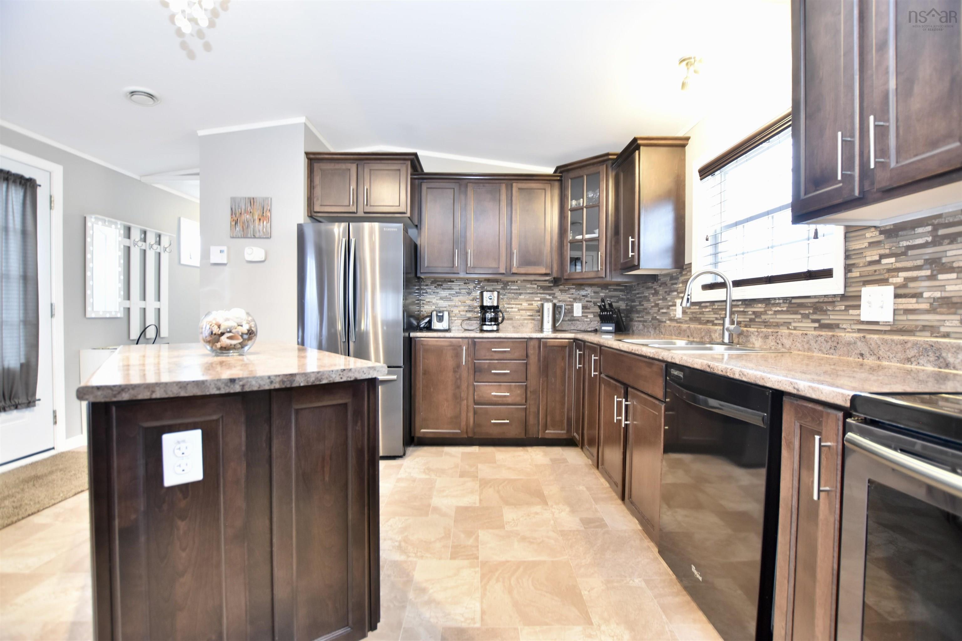 $304,900.00: 85 Birchill Drive, Eastern Passage