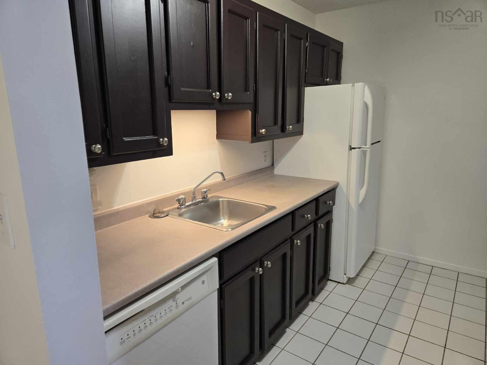 $284,888.00: 302 36 Veronica Drive, Halifax