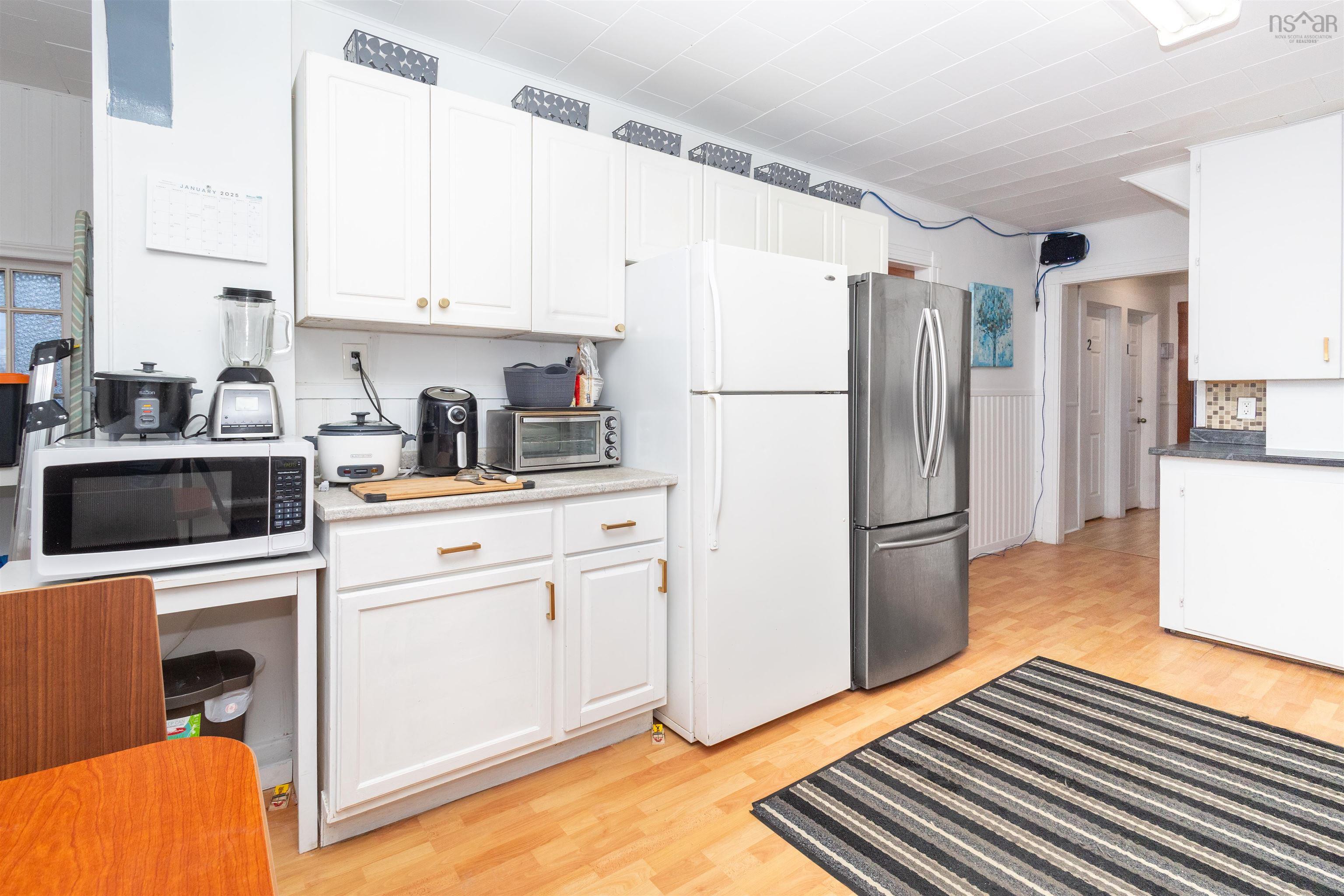 $289,900.00: 208 Whitney Avenue, Sydney