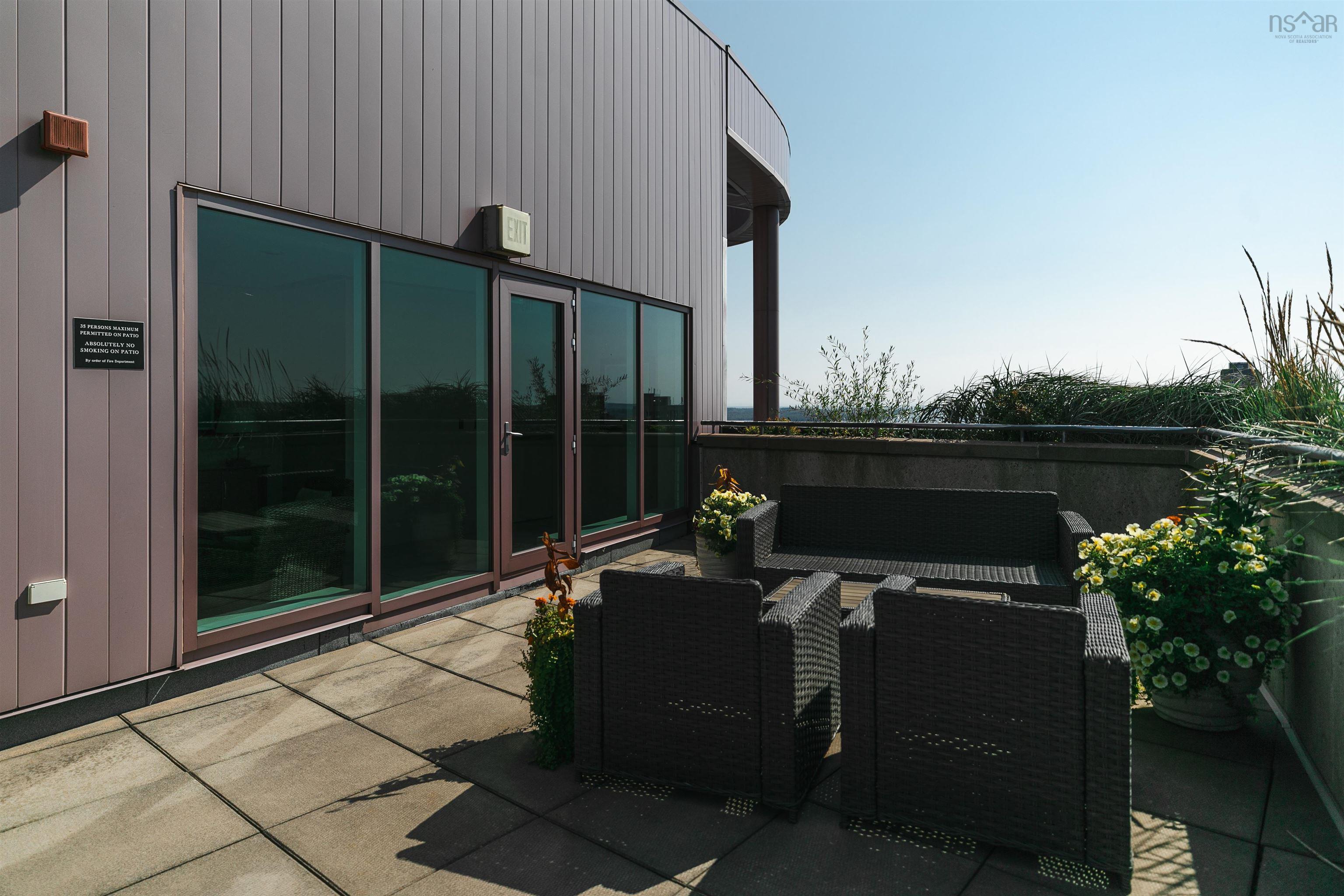 $650,000.00: 1010 1550 Dresden Row, Halifax