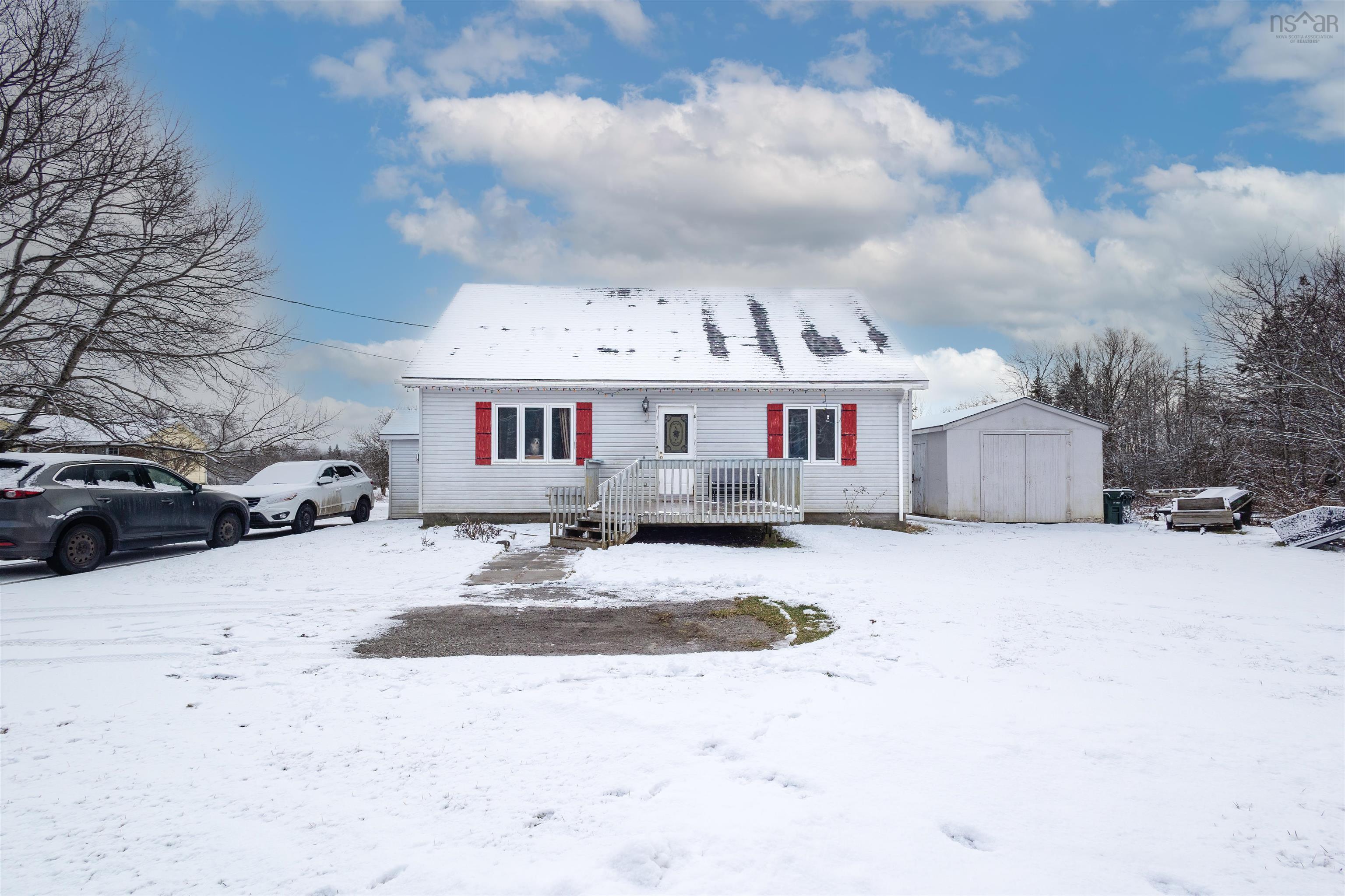 $224,000.00: 3183 Grand Mira North Road, Sandfield
