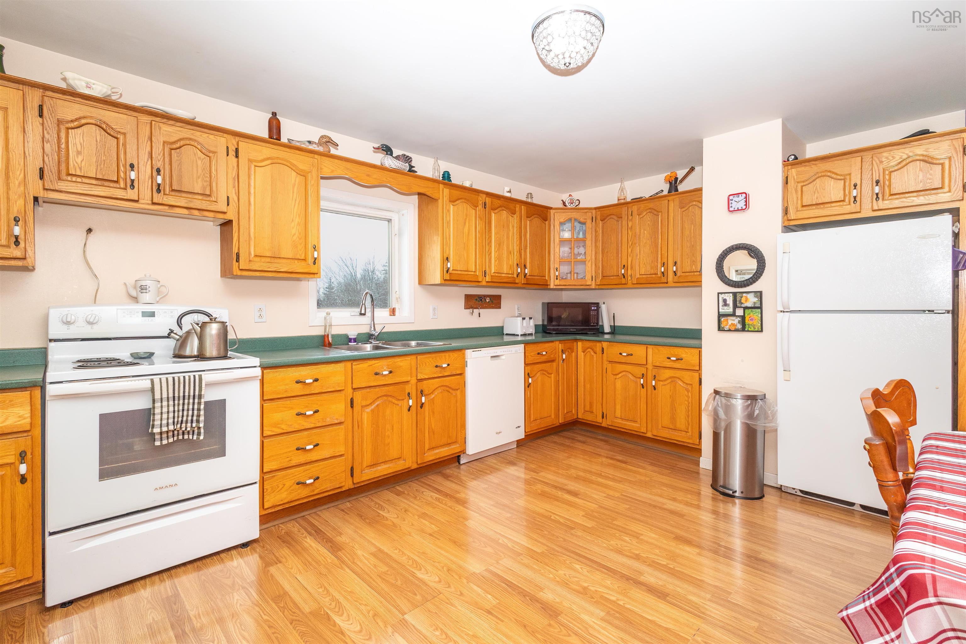 $224,000.00: 3183 Grand Mira North Road, Sandfield