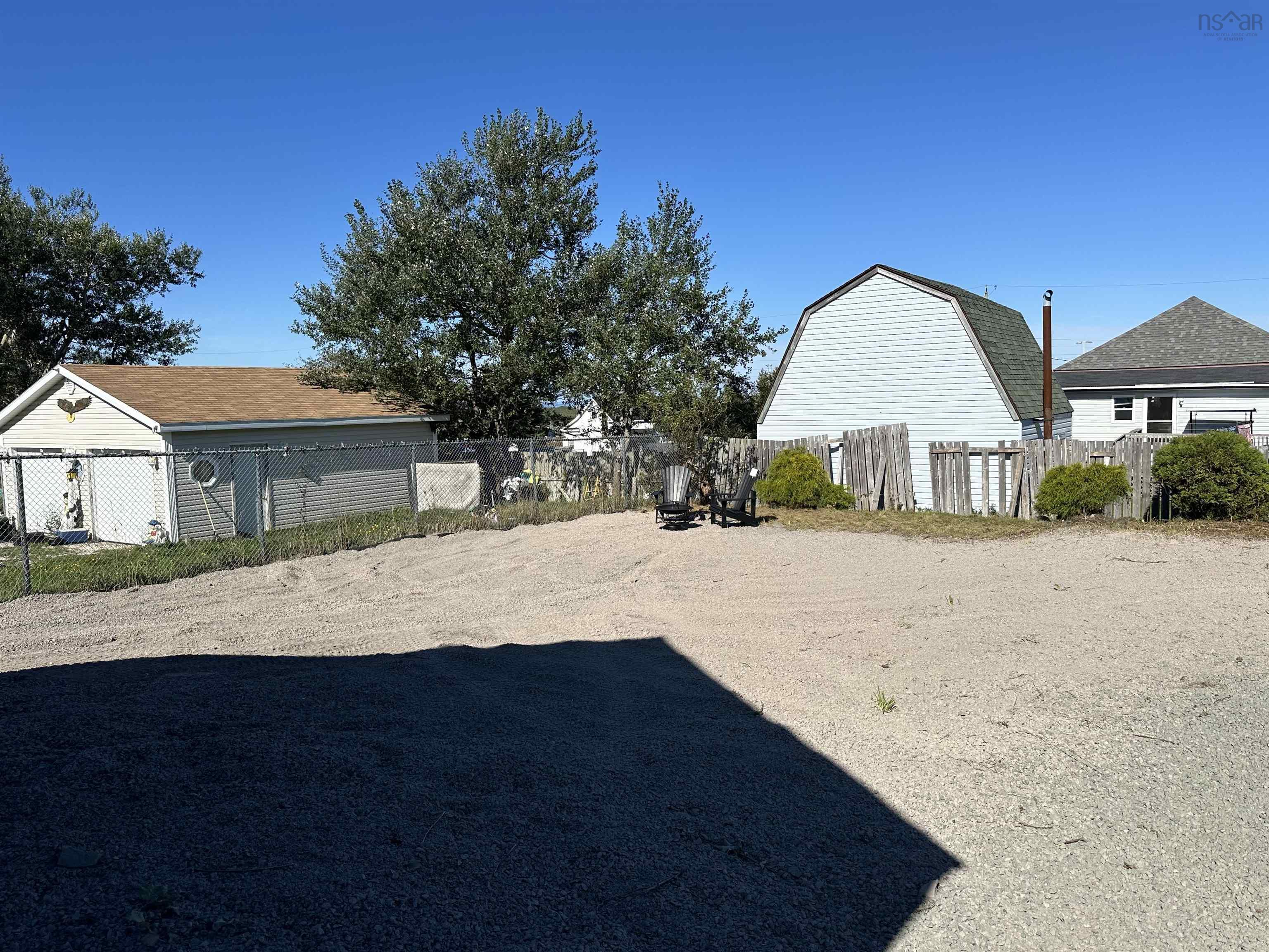 $100,000.00: 46 Queen Street, Scotchtown