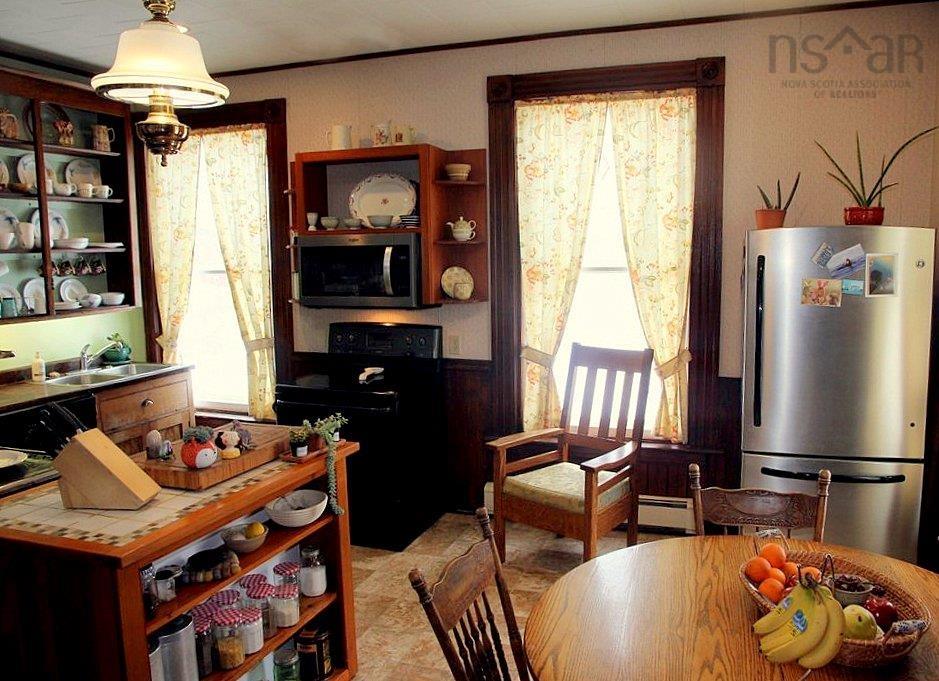 $750,000.00: 15726 Central Avenue, Inverness