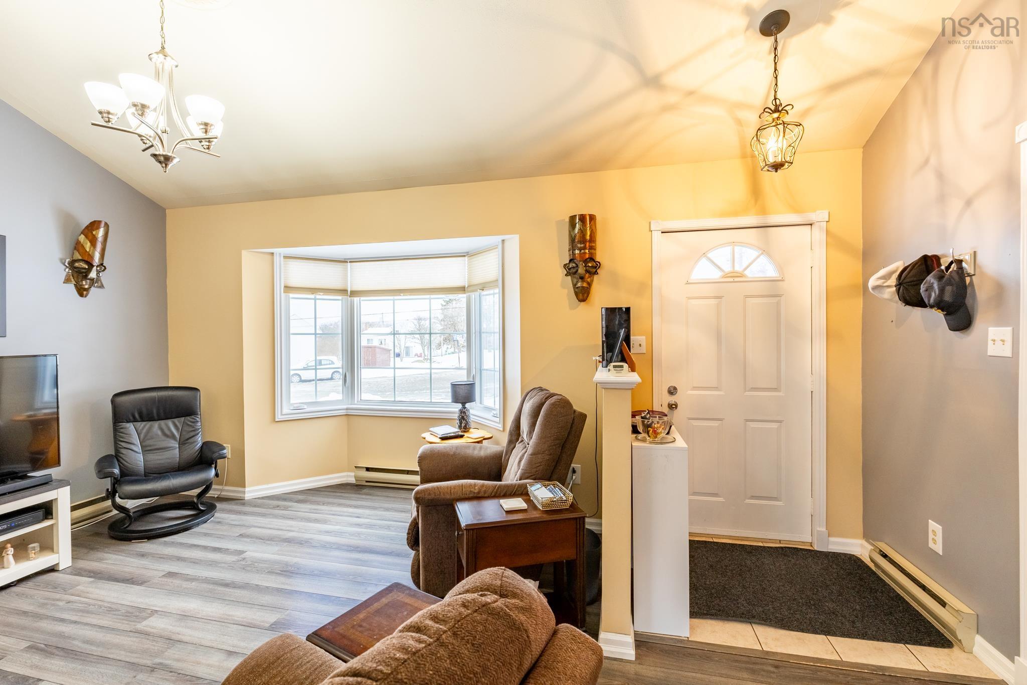 $340,000.00: 7 Vaughne Court, Yarmouth