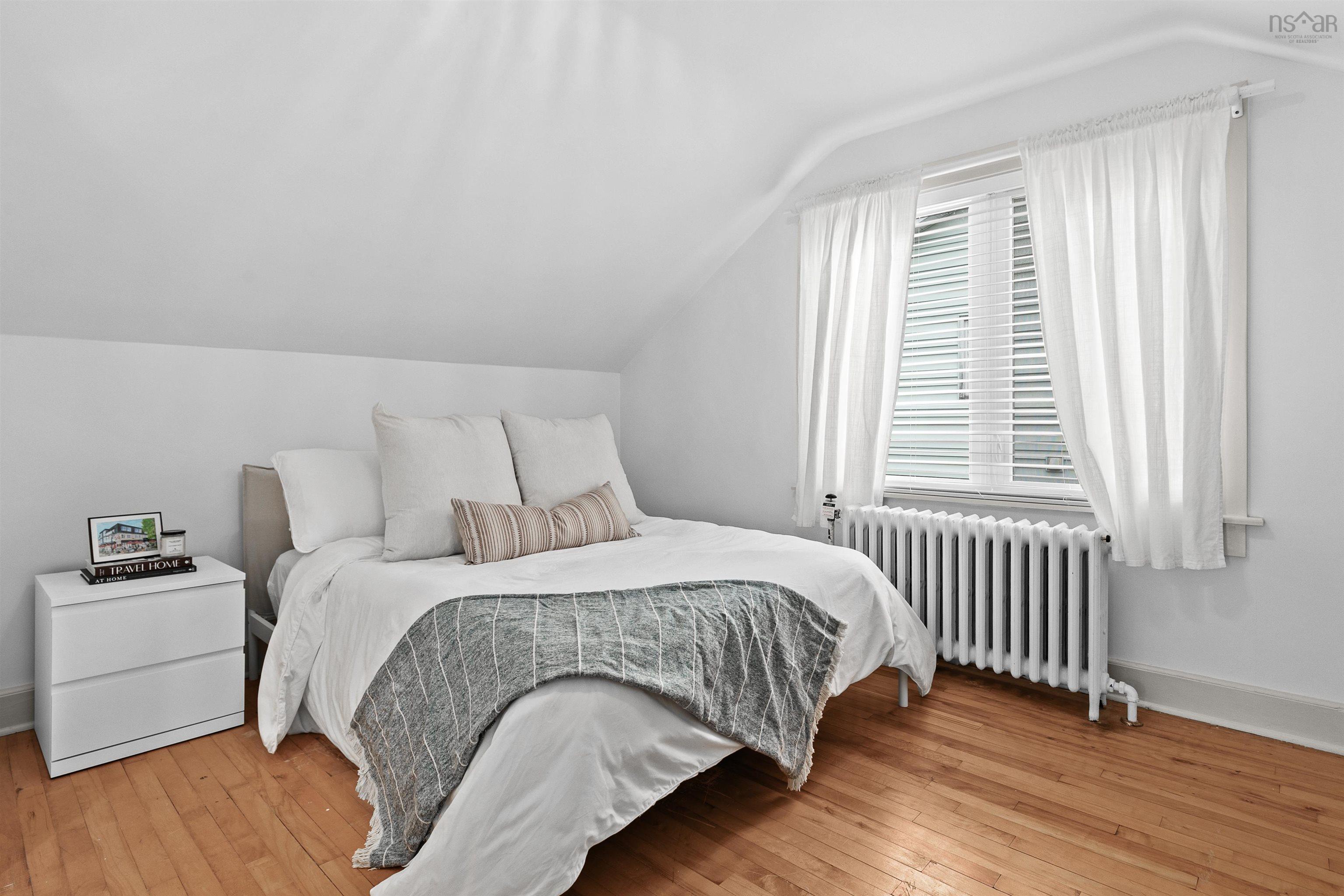 $629,900.00: 5 Forward Avenue, Halifax