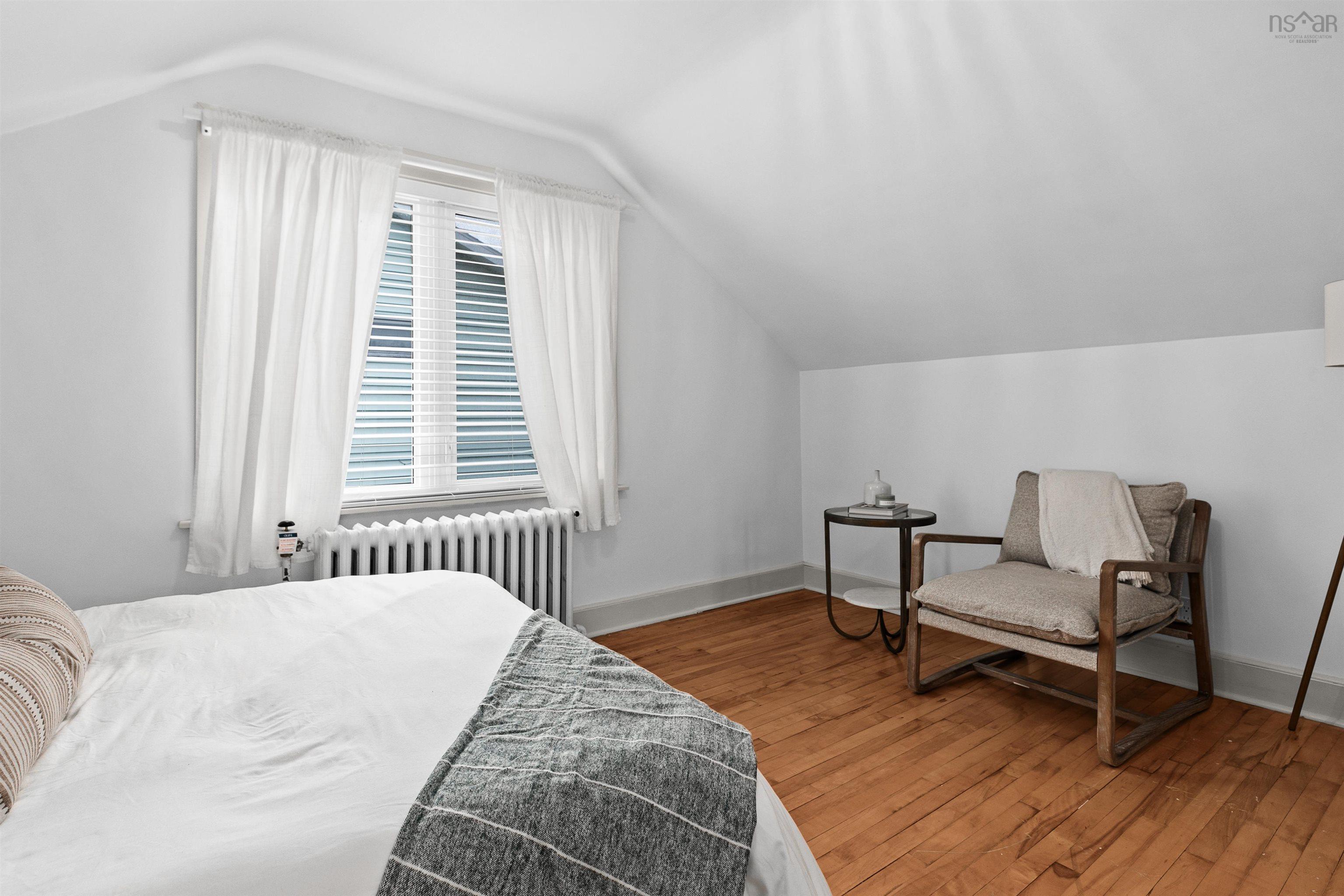 $629,900.00: 5 Forward Avenue, Halifax