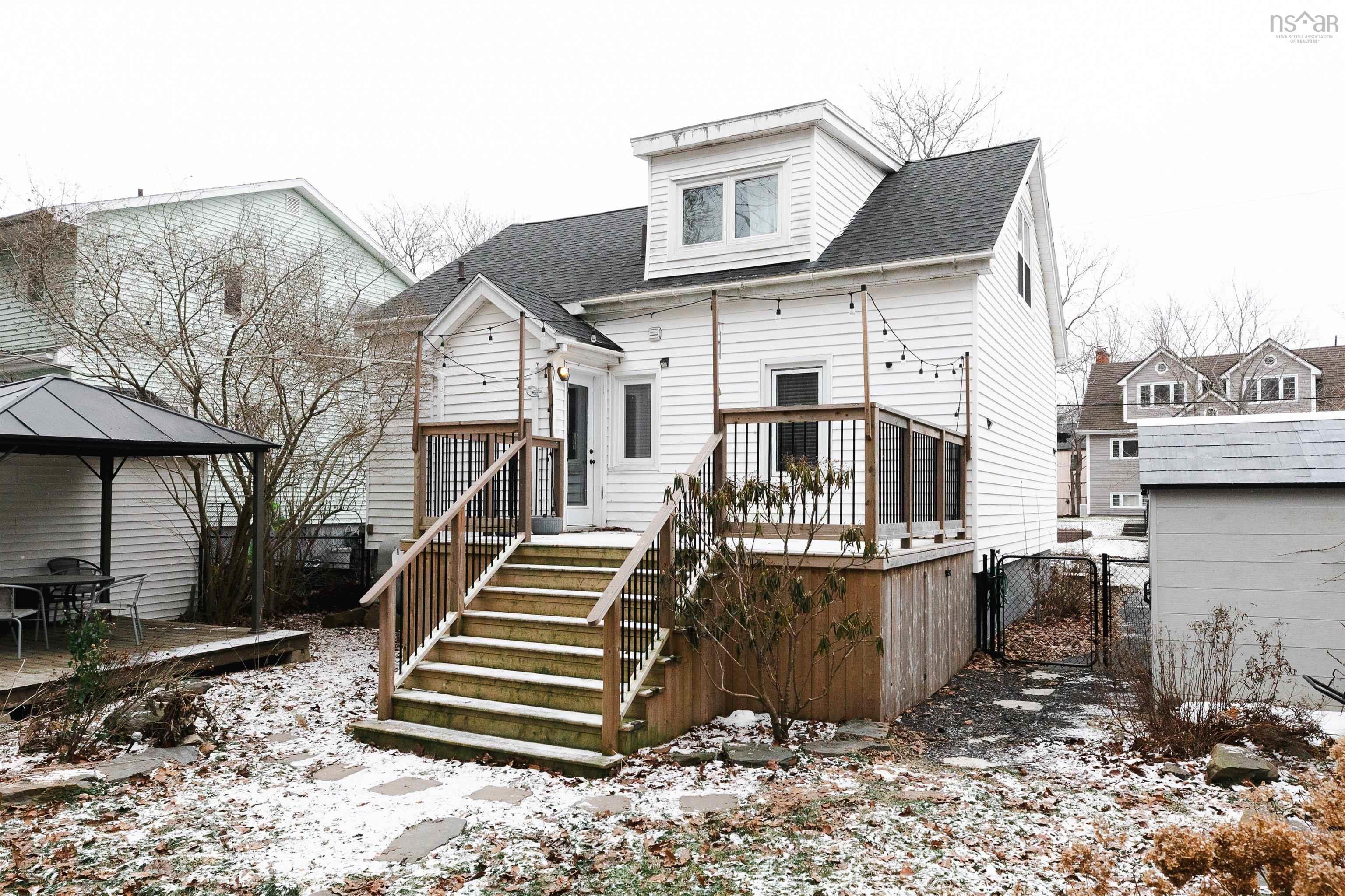 $629,900.00: 5 Forward Avenue, Halifax