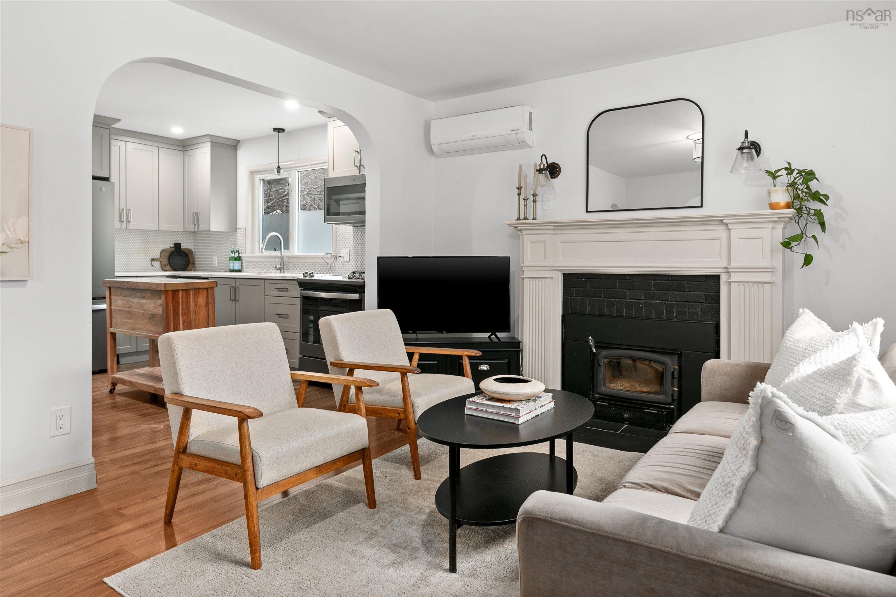 $629,900.00: 5 Forward Avenue, Halifax