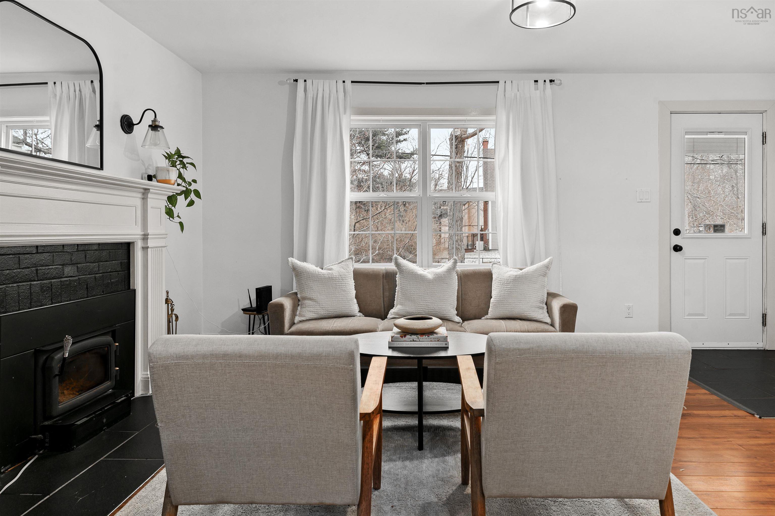 $629,900.00: 5 Forward Avenue, Halifax