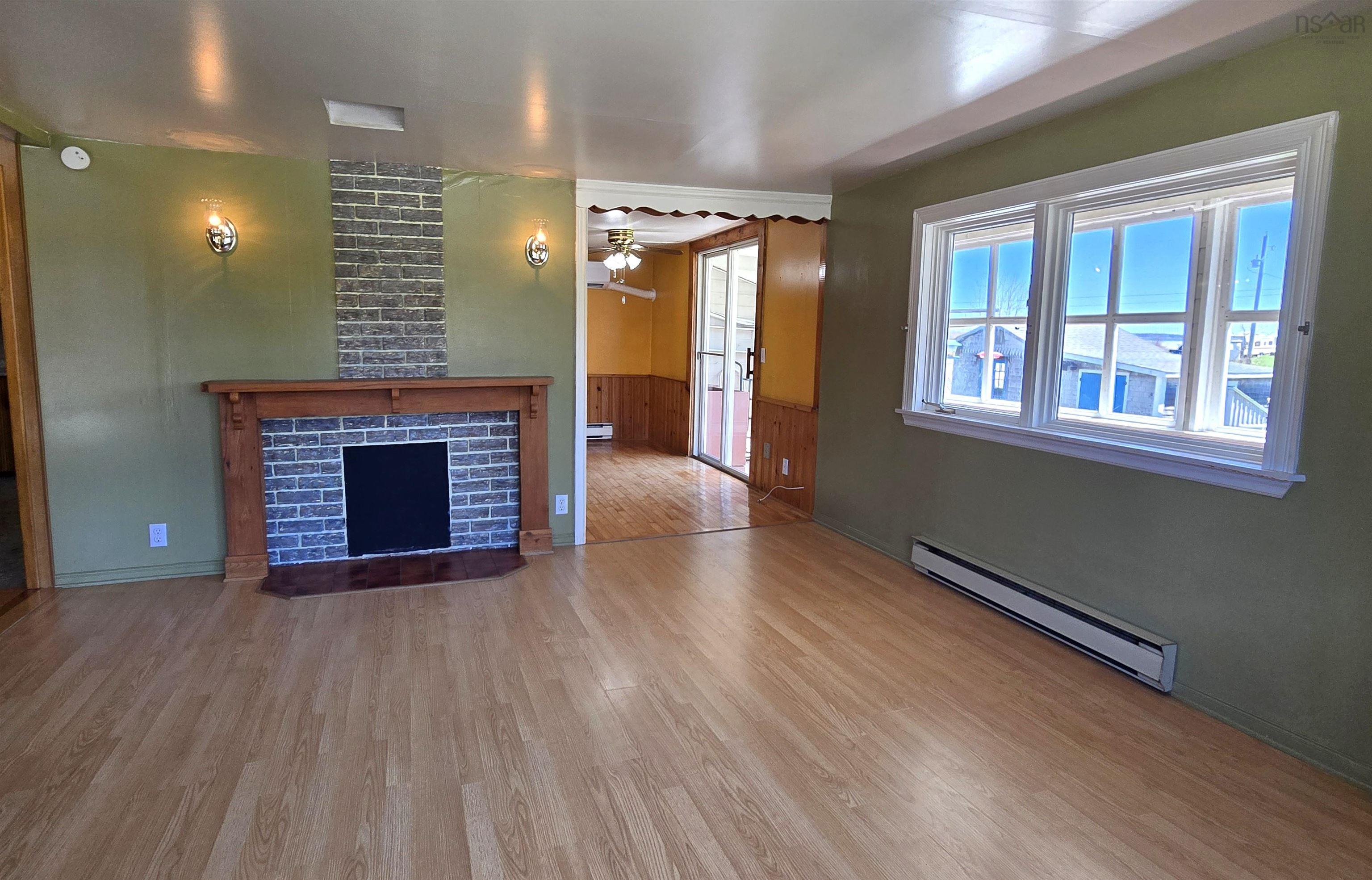 $179,900.00: 14 Commercial Street, Port Medway