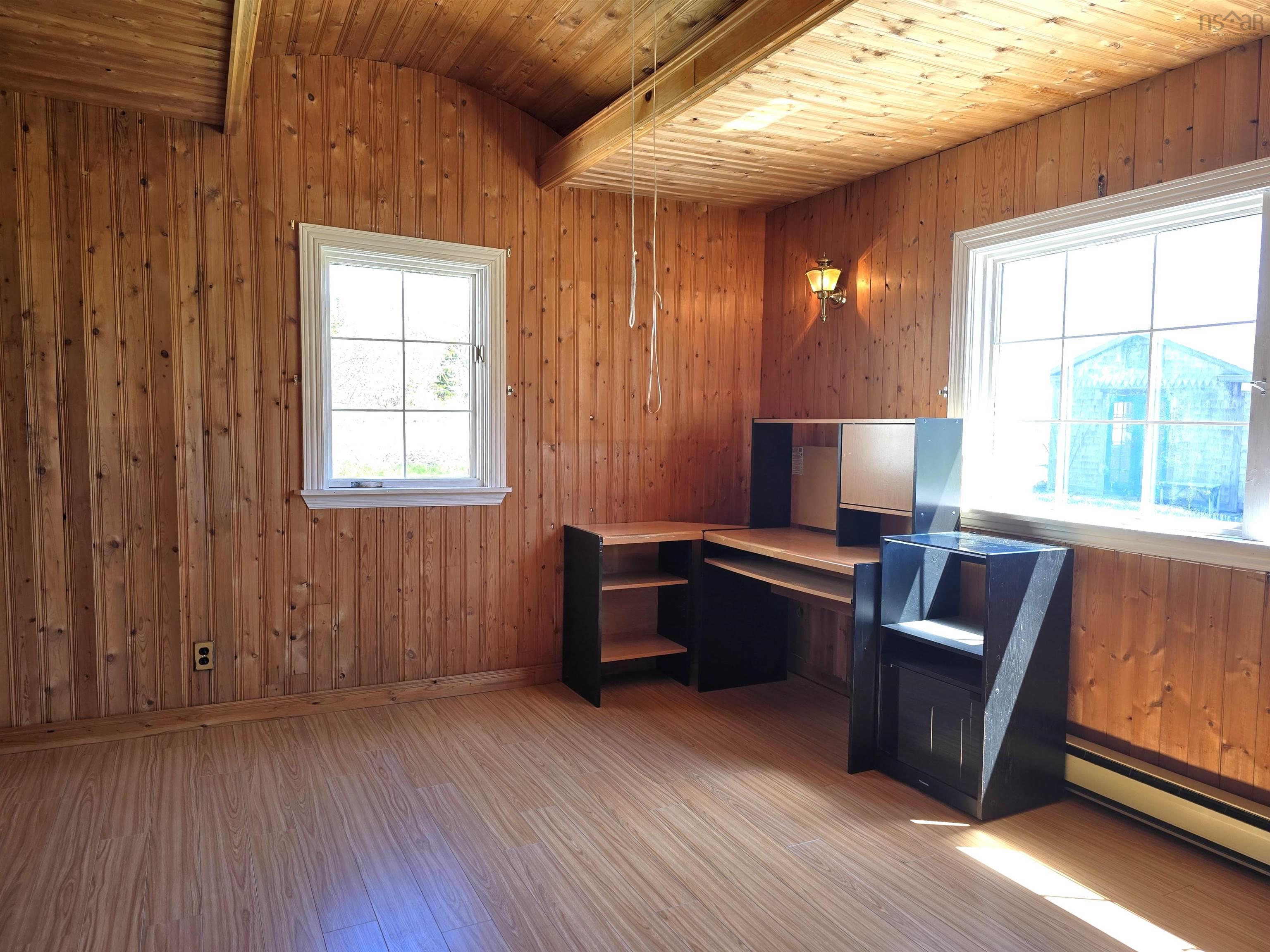 $179,900.00: 14 Commercial Street, Port Medway