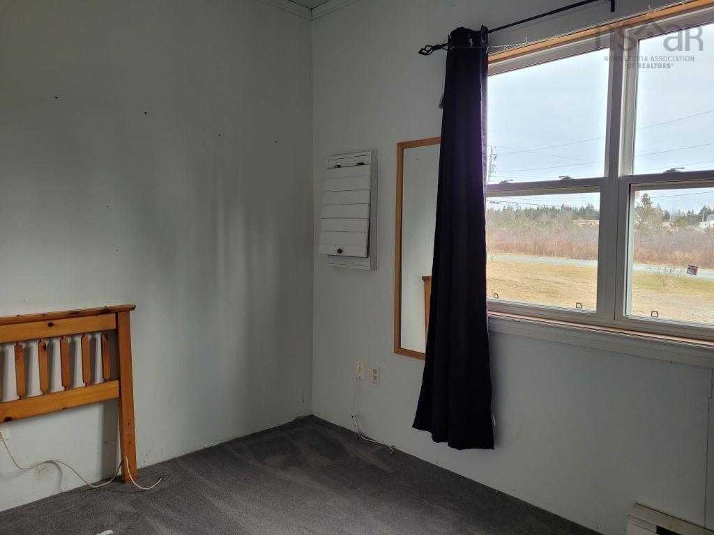 $125,000.00: 1931 West Ship Harbour Road, Debaies Cove