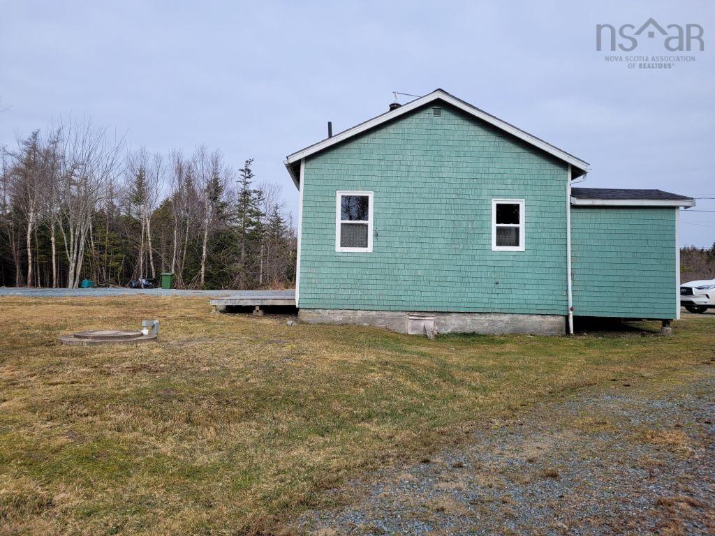 $125,000.00: 1931 West Ship Harbour Road, Debaies Cove
