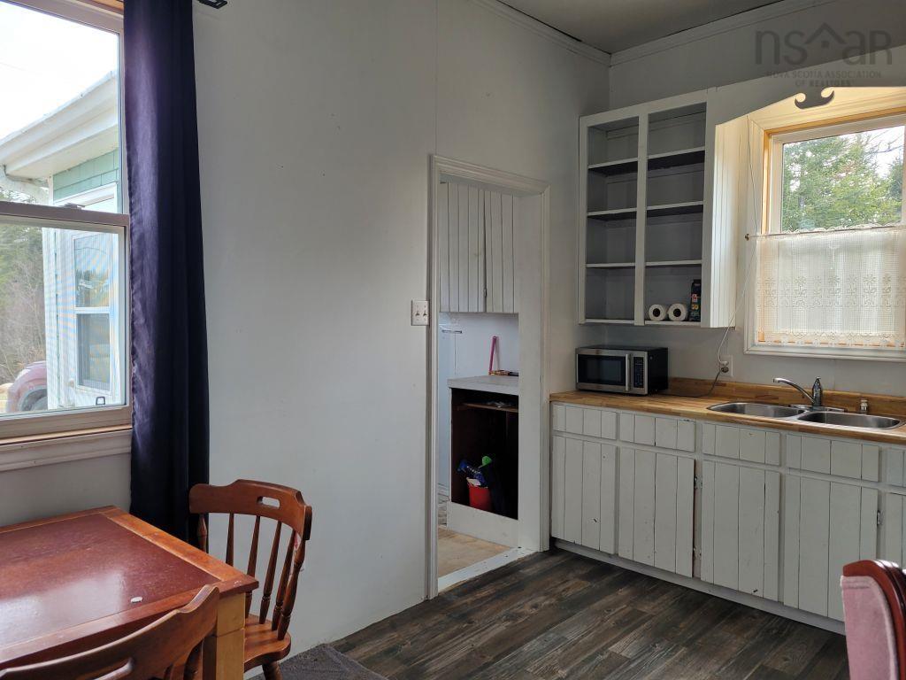 $125,000.00: 1931 West Ship Harbour Road, Debaies Cove