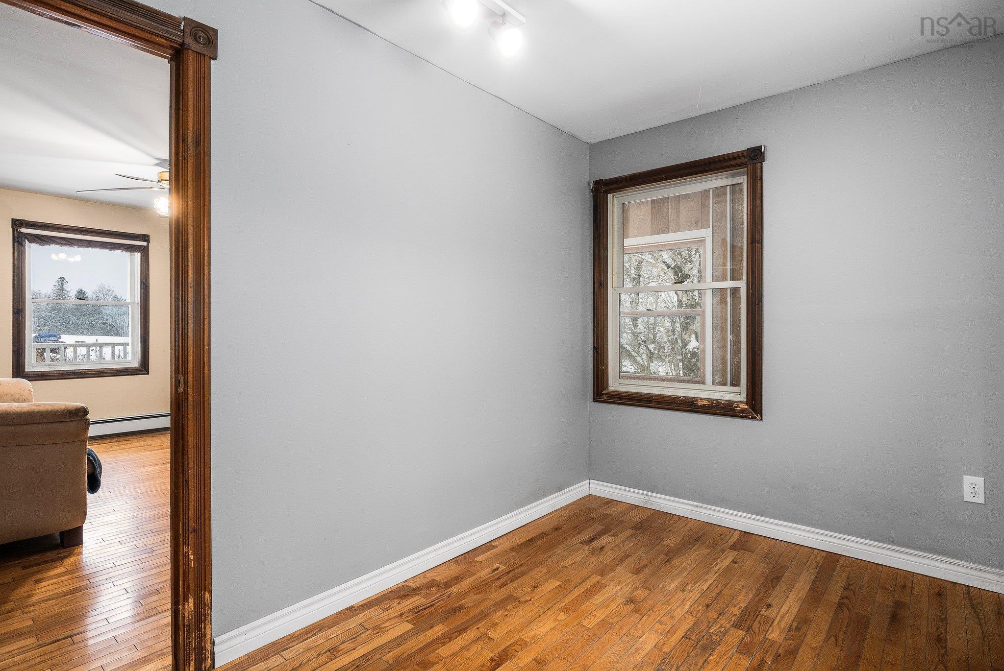 $495,000.00: 1714 Highway 360, Garland