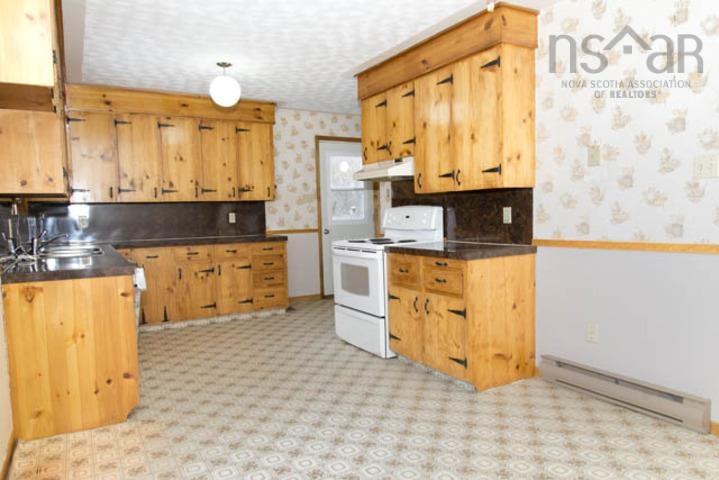 $275,000.00: 7080 Brooklyn Street, Brooklyn Corner