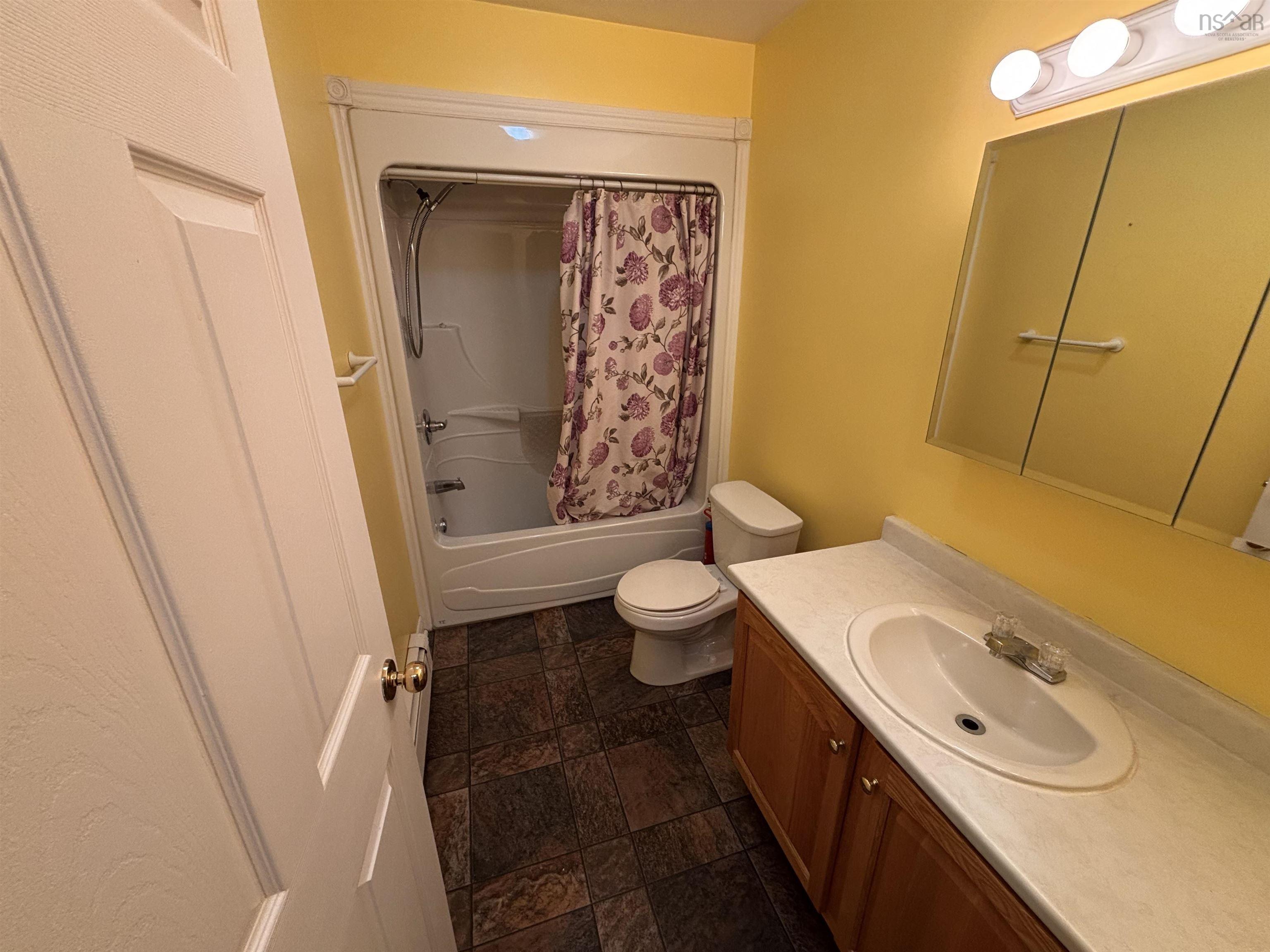 $234,900.00: 222 King Edward Street, Glace Bay