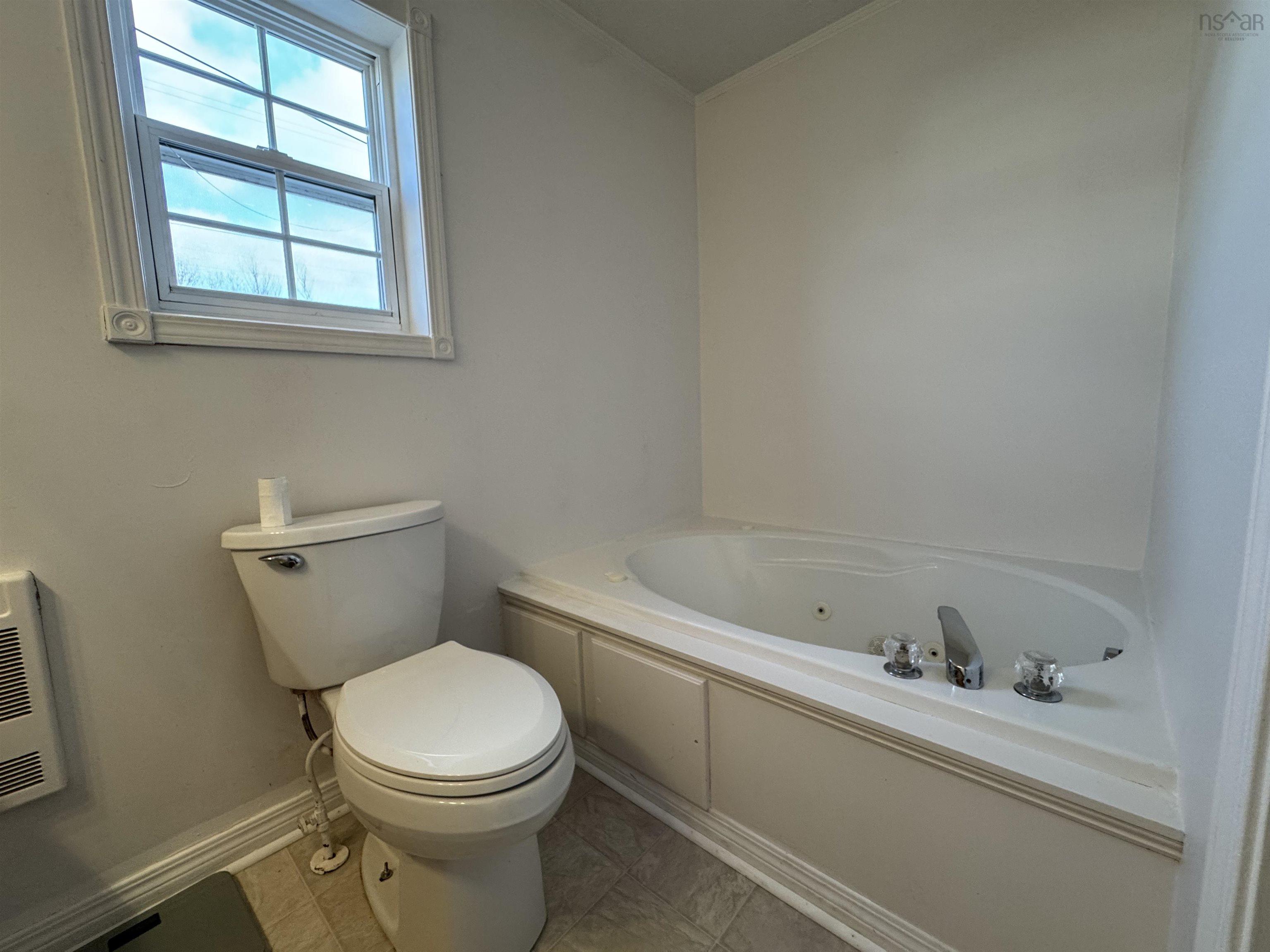$129,000.00: 41 Kent Street, Louisbourg