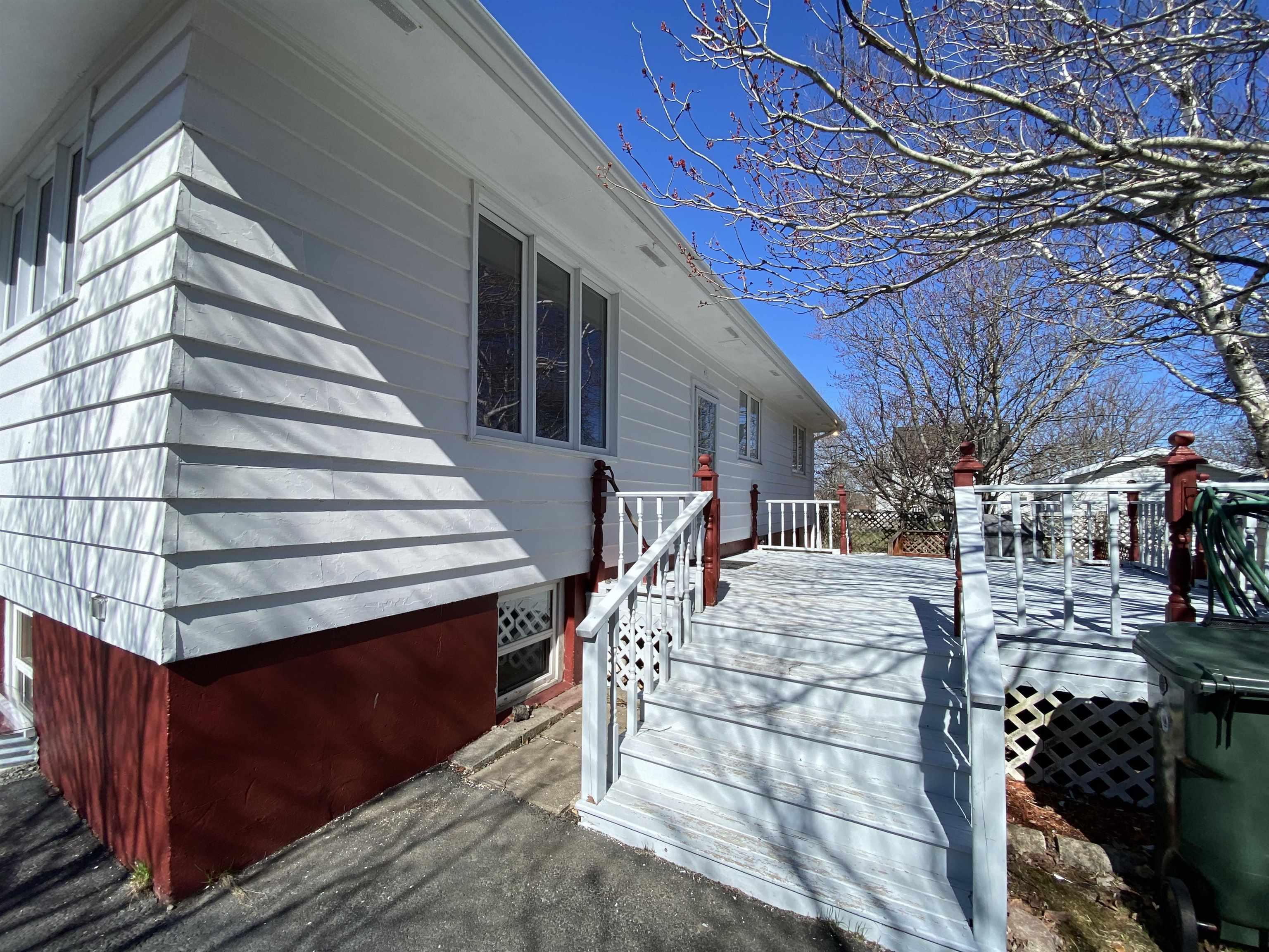 $299,800.00: 141 South Street, Glace Bay