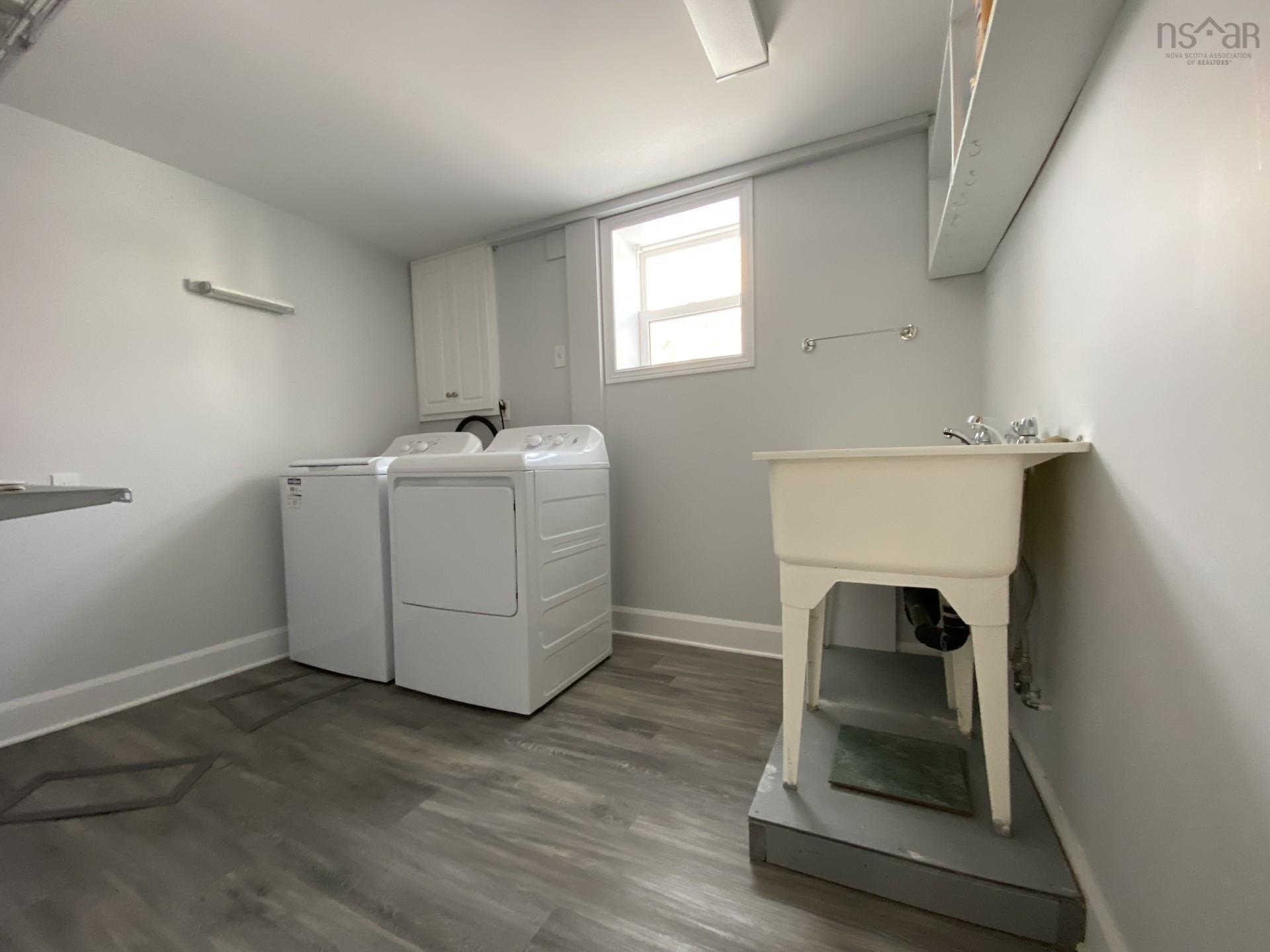 $299,800.00: 141 South Street, Glace Bay