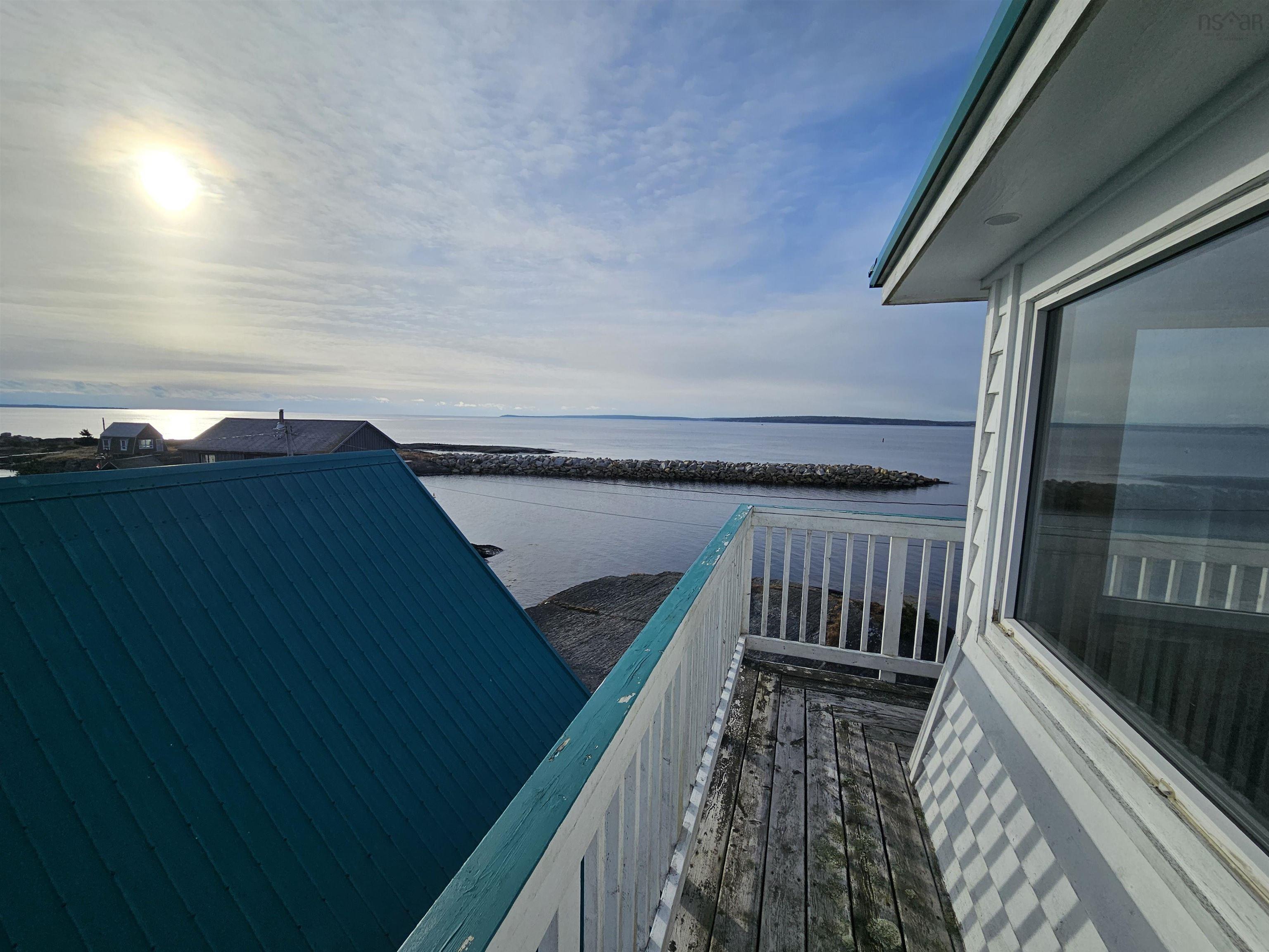 $375,000.00: 91 The Point Road, Blue Rocks