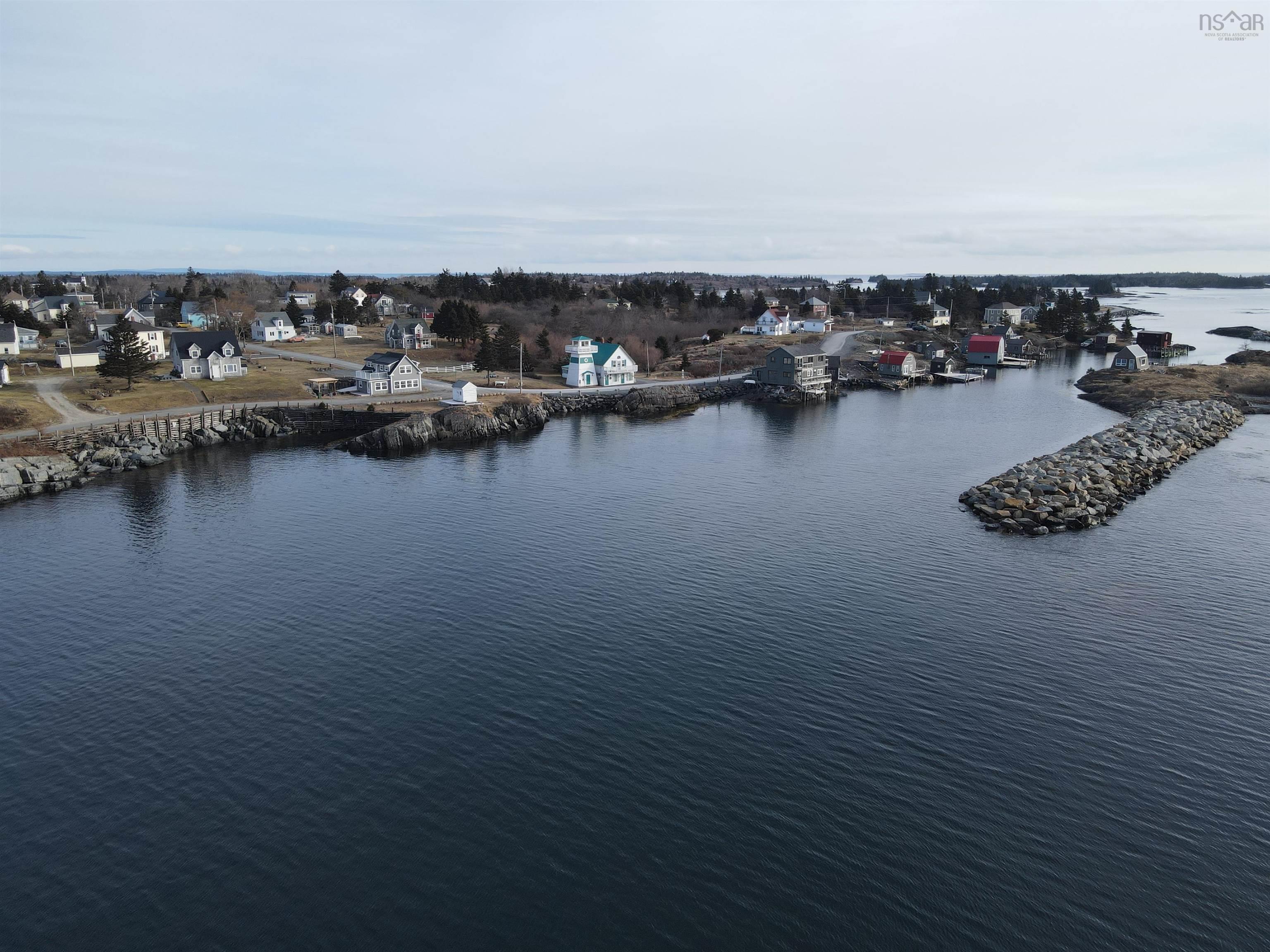 $375,000.00: 91 The Point Road, Blue Rocks