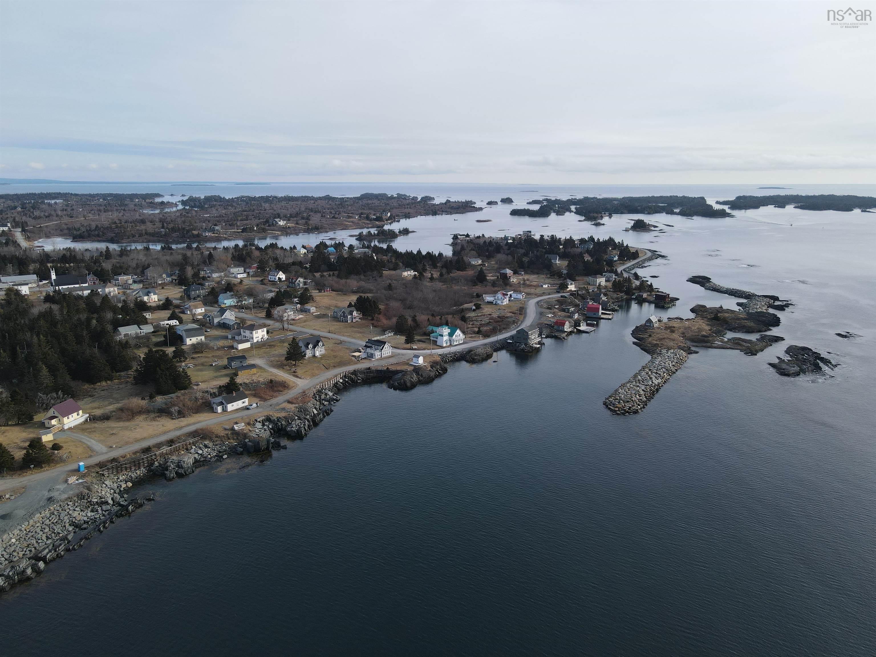 $375,000.00: 91 The Point Road, Blue Rocks